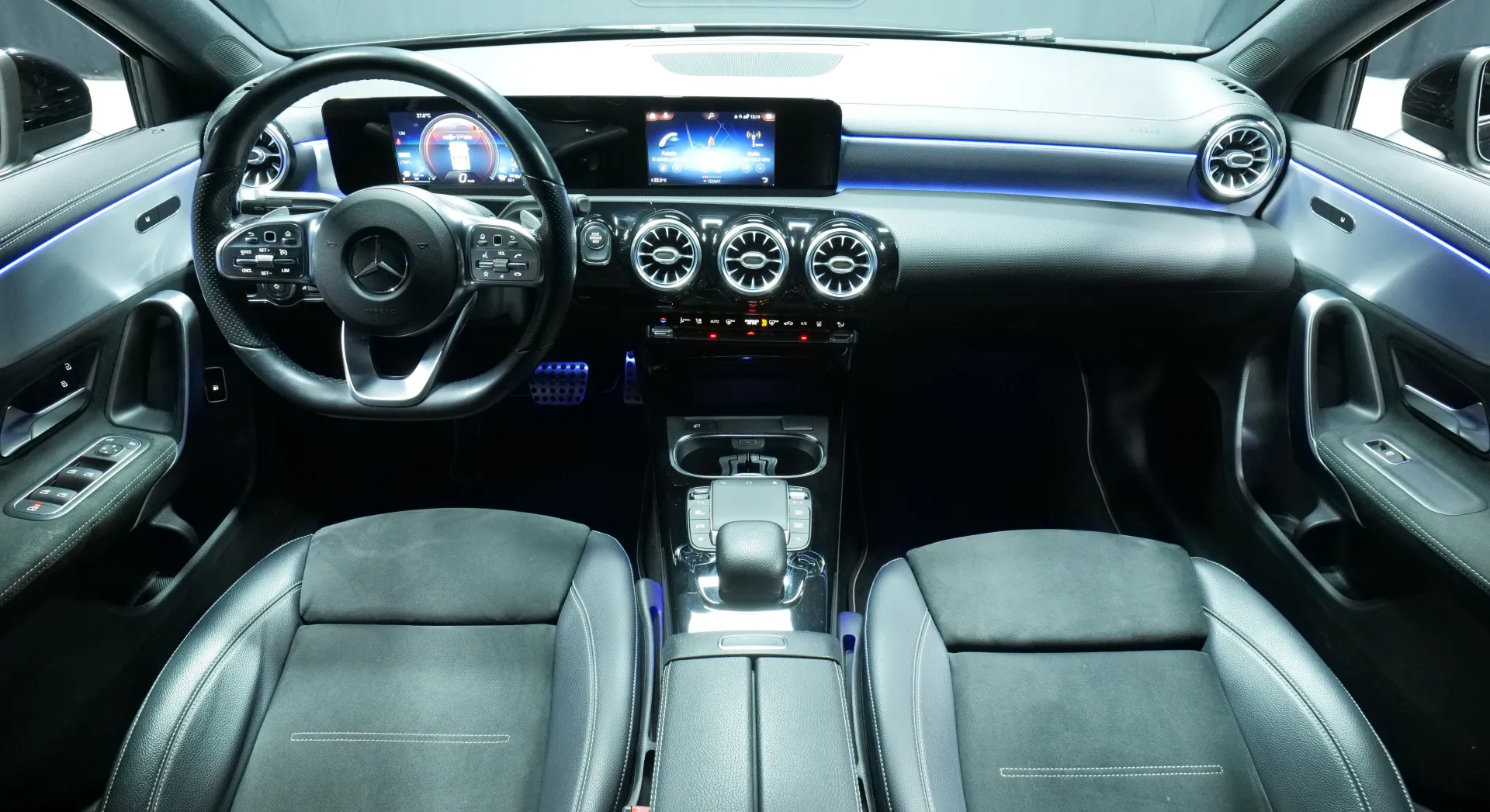 Autokuva 11 - EUX-221