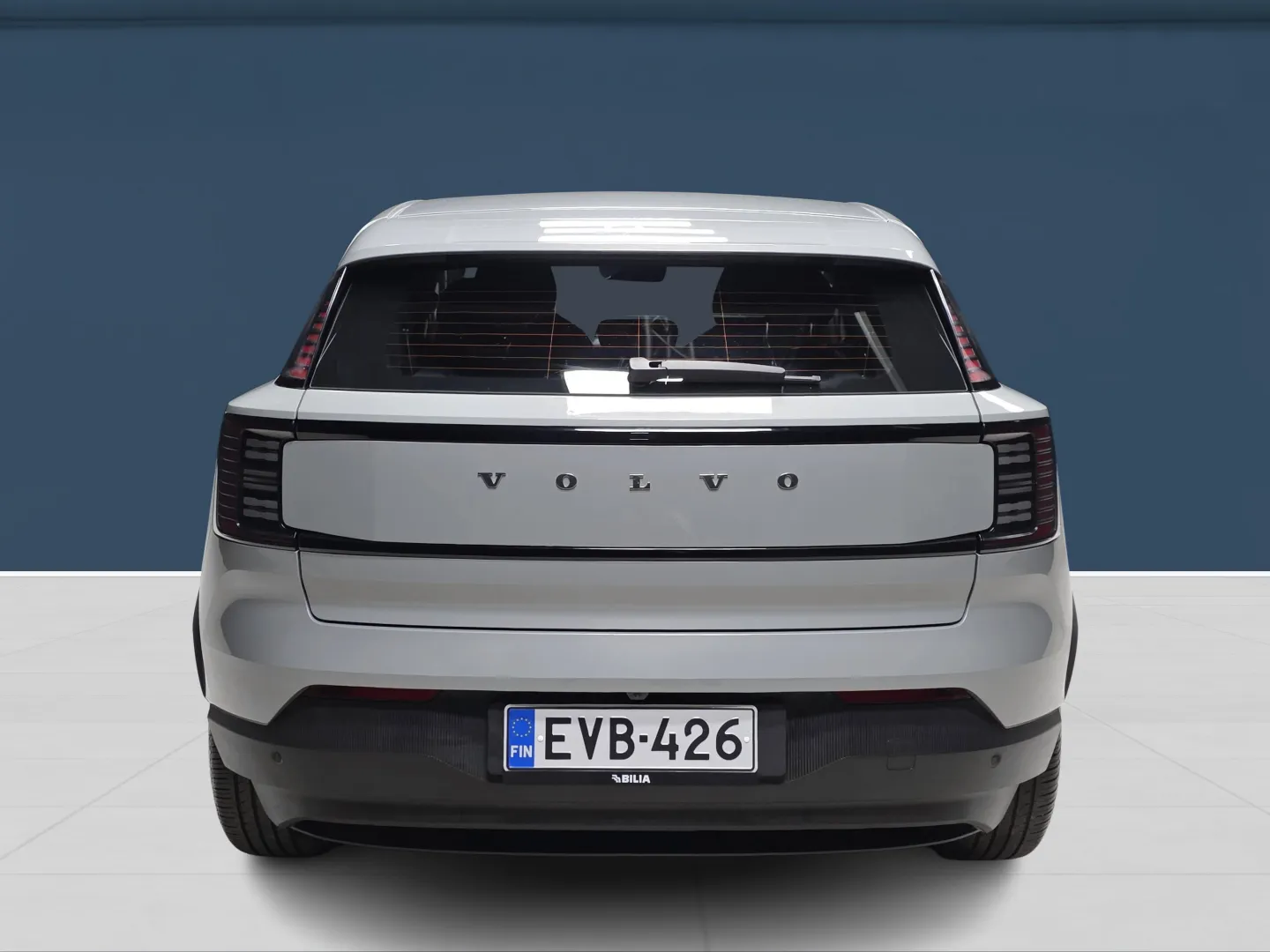 Autokuva 5 - EVB-426
