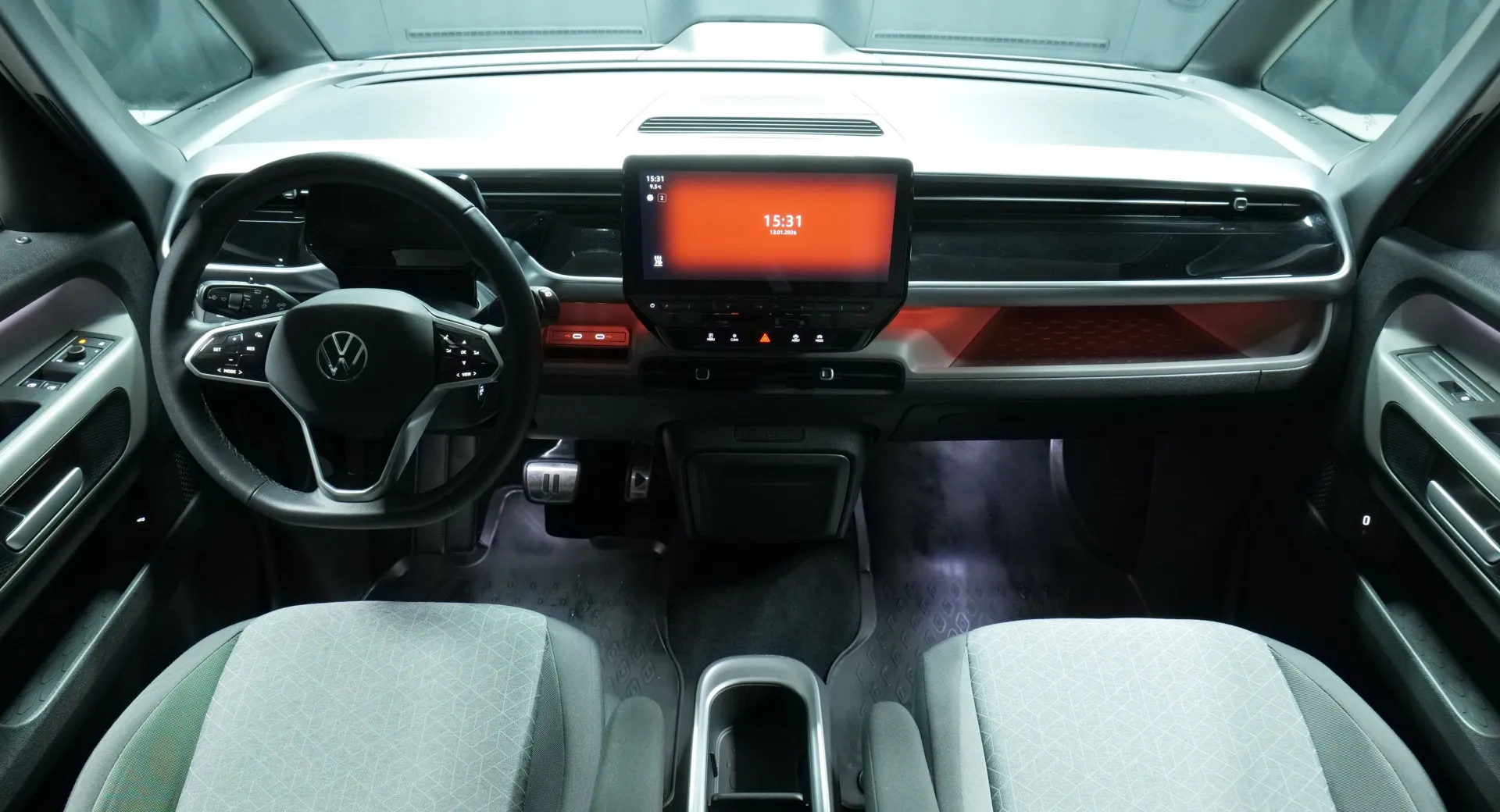 Autokuva 11 - EVC-725