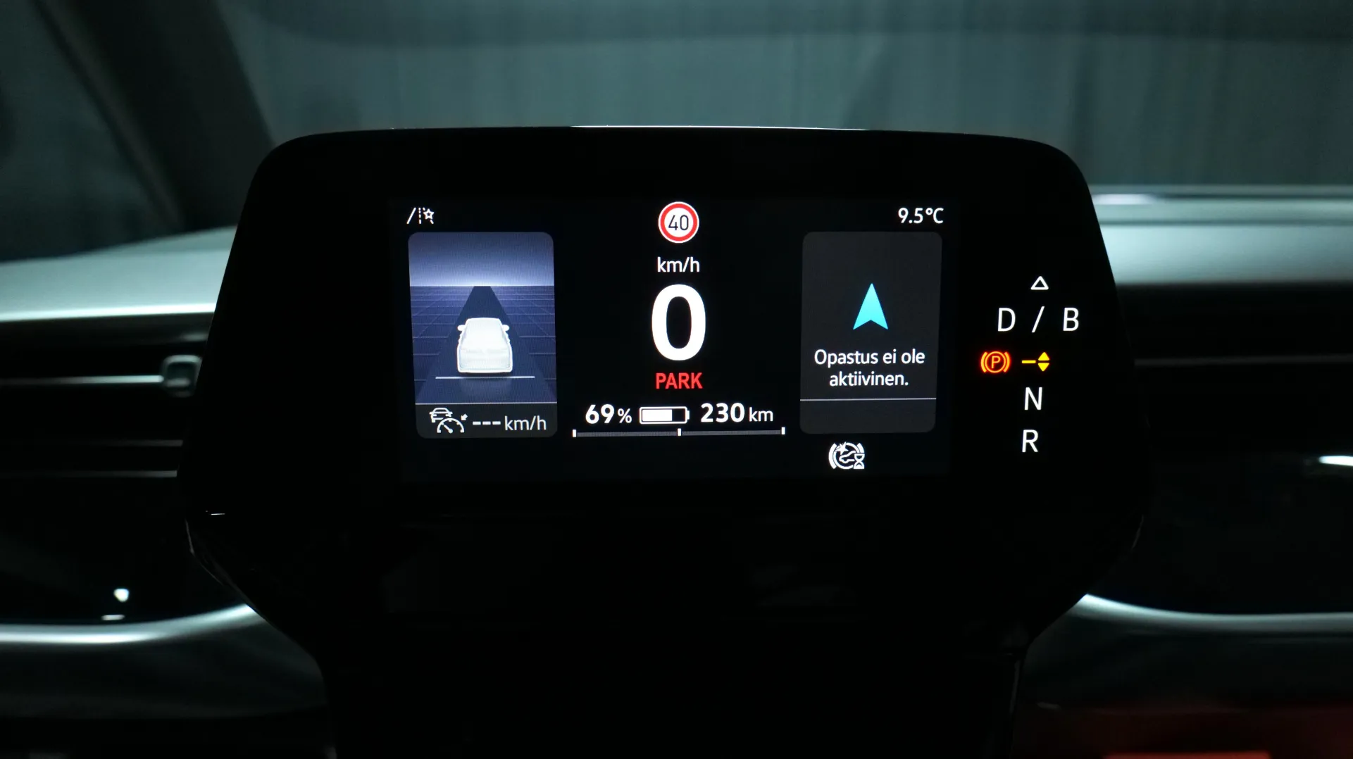 Autokuva 6 - EVC-725