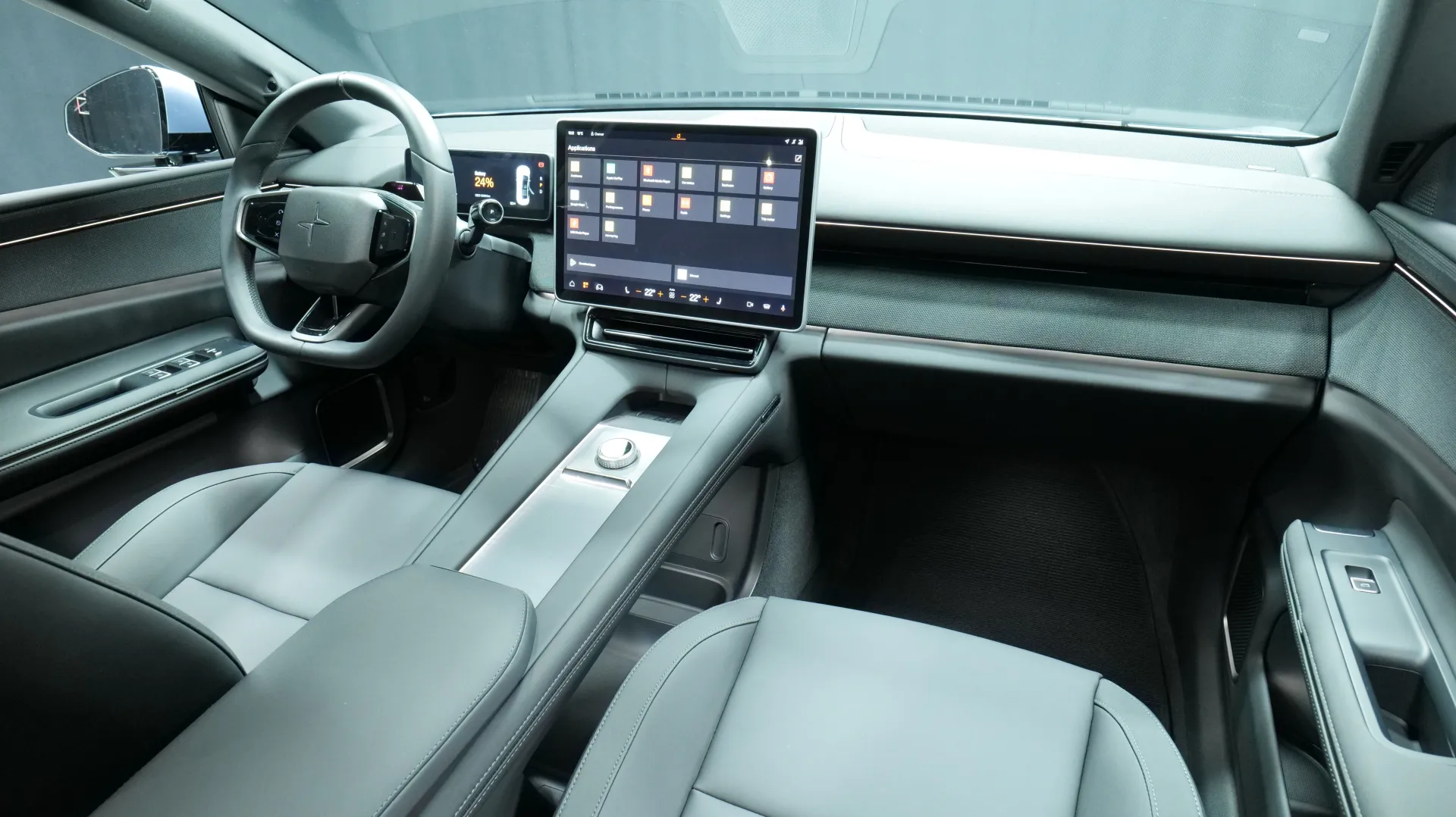 Autokuva 19 - EVL-850