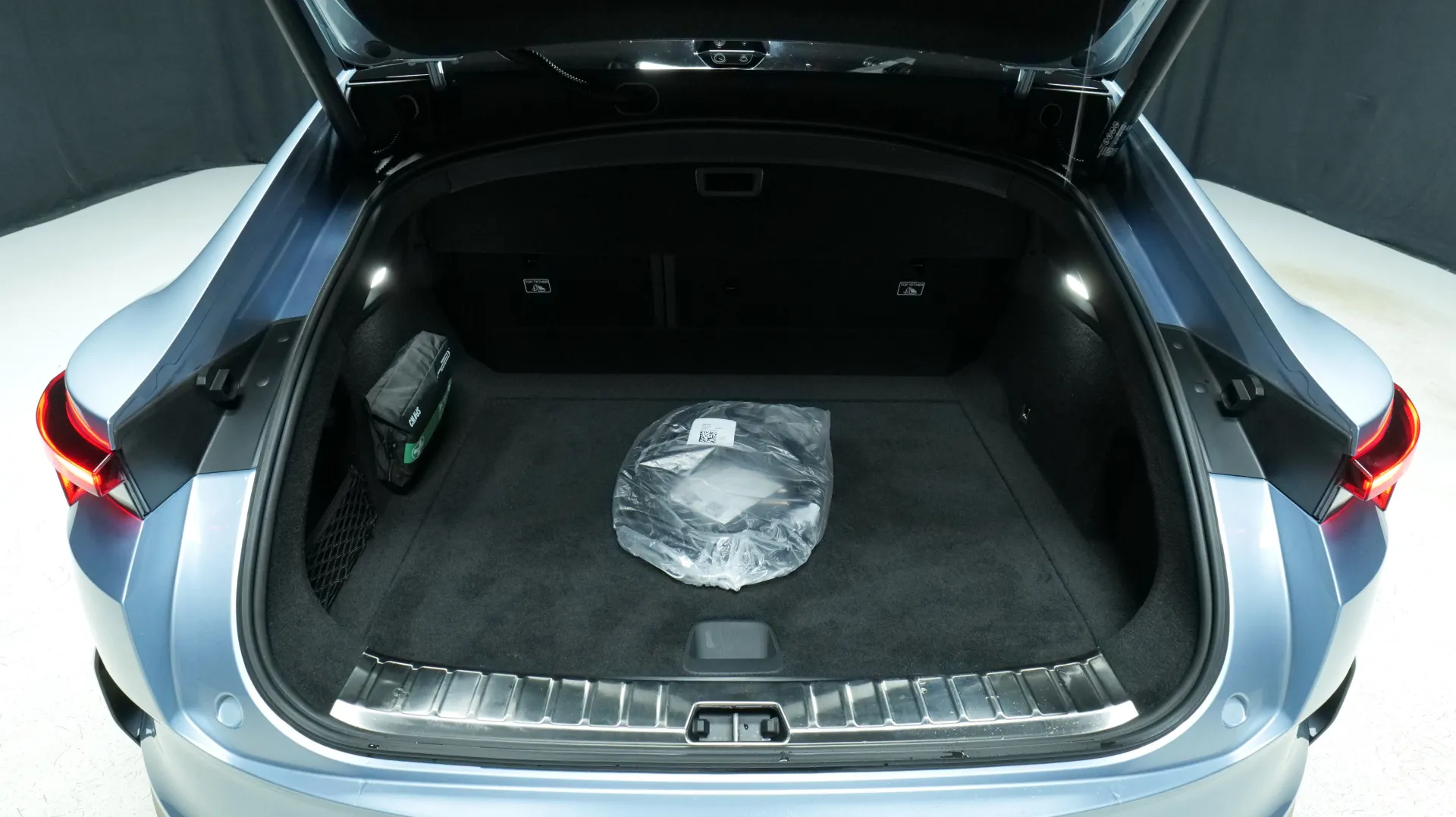 Autokuva 17 - EVL-850