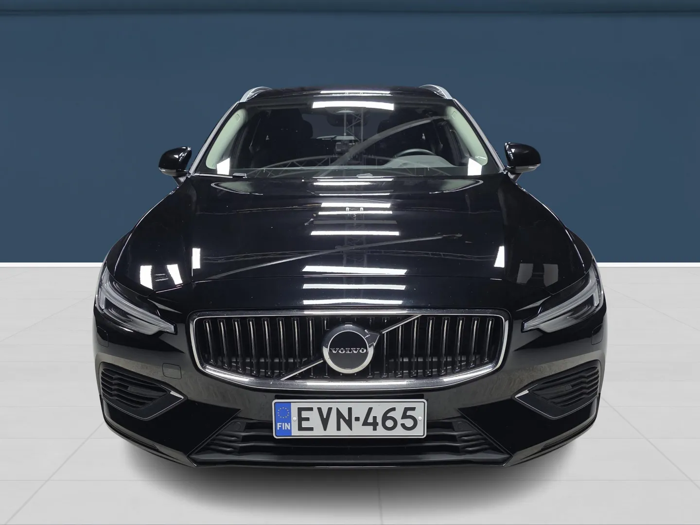 Autokuva 2 - EVN-465