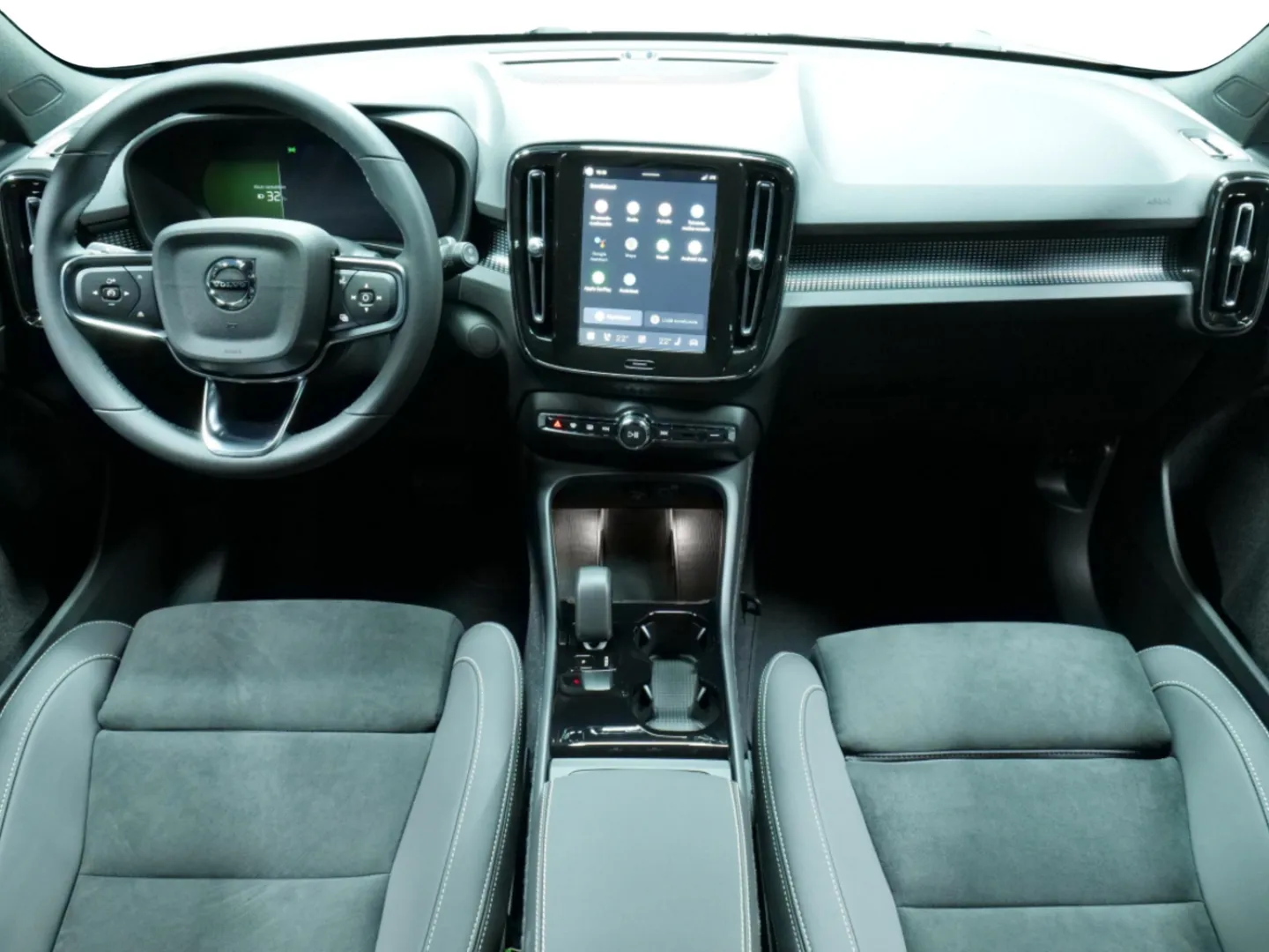 Autokuva 10 - EVP-587