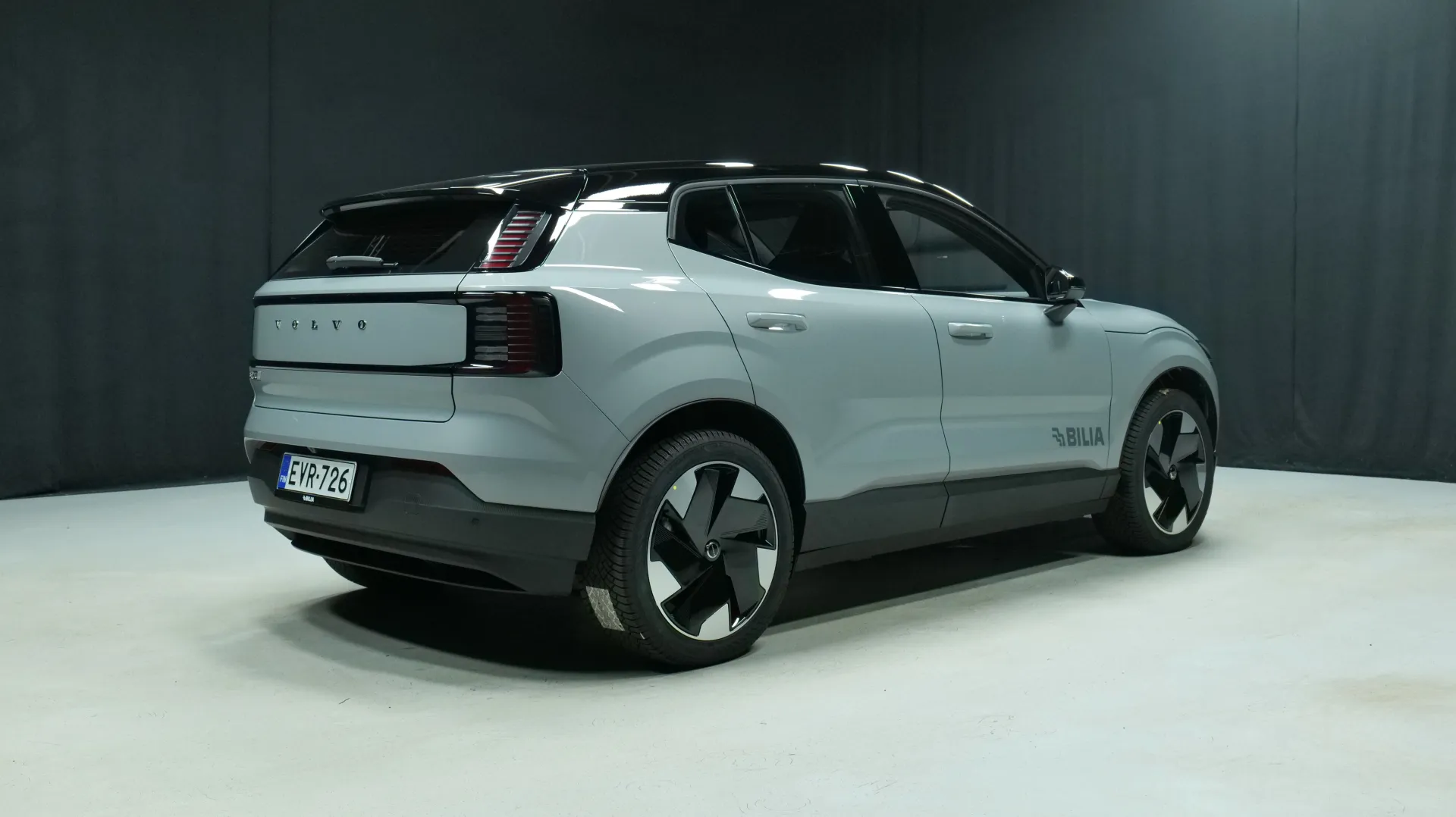 Autokuva 3 - EVR-726