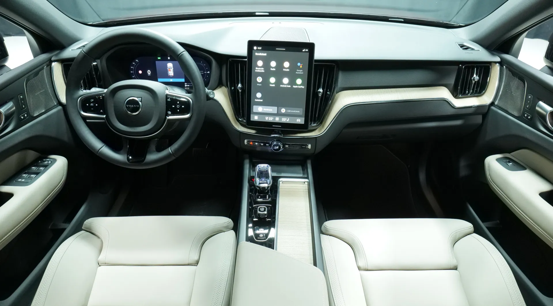 Autokuva 14 - EVR-730