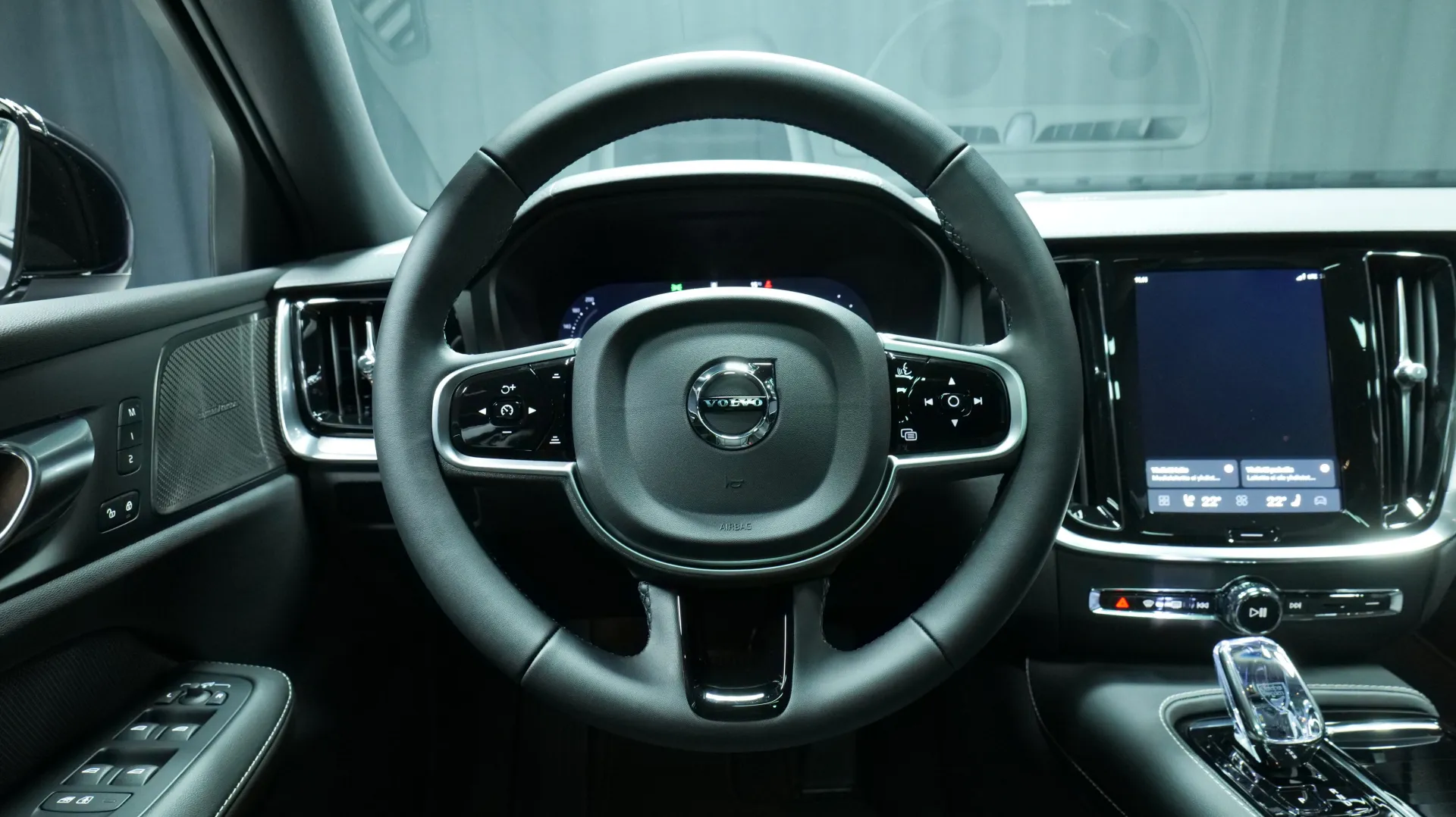 Autokuva 15 - EVR-740