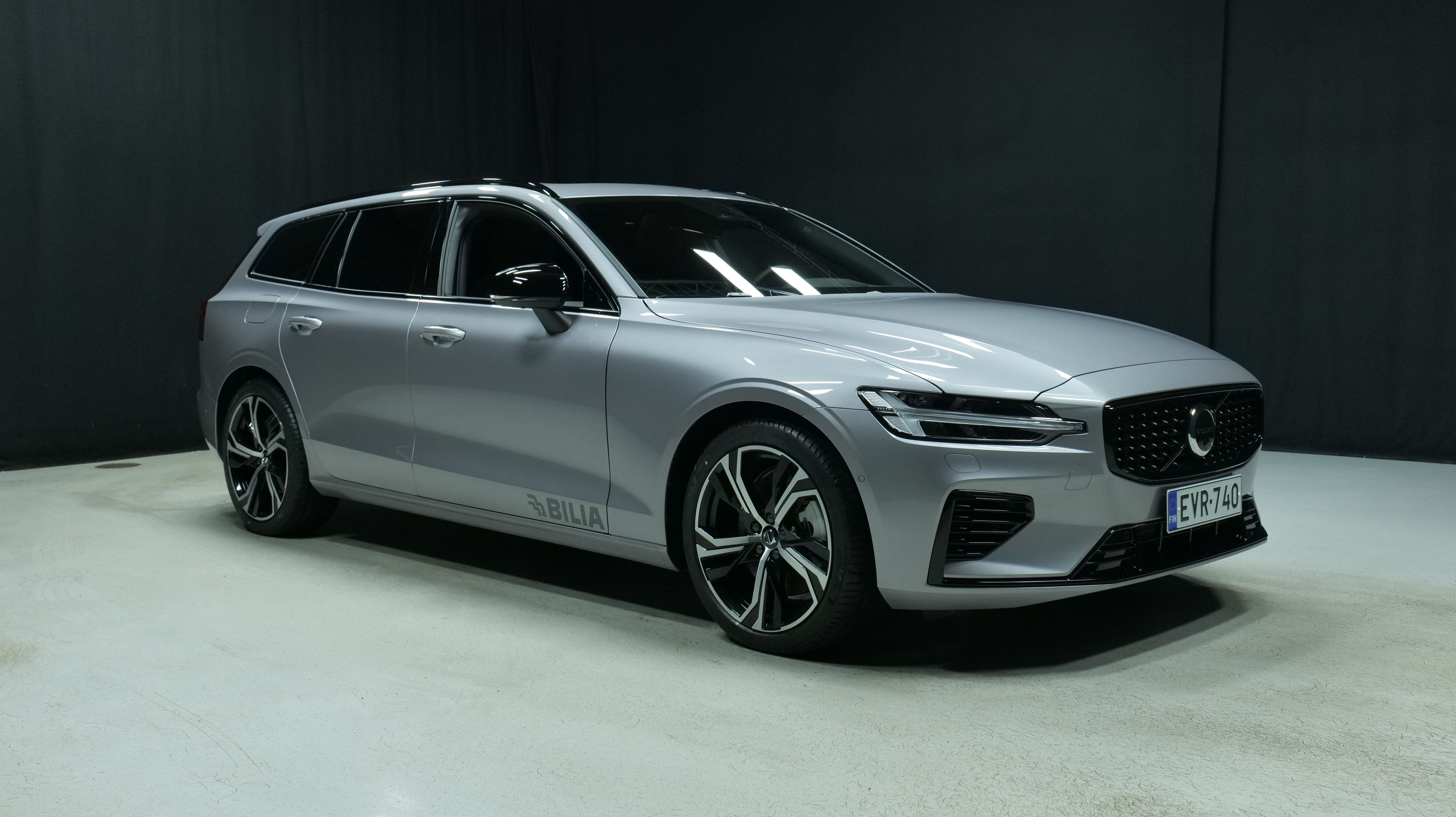 Volvo V60 T6 AWD Long Range Ultra Dark 2026, kuva 5/19