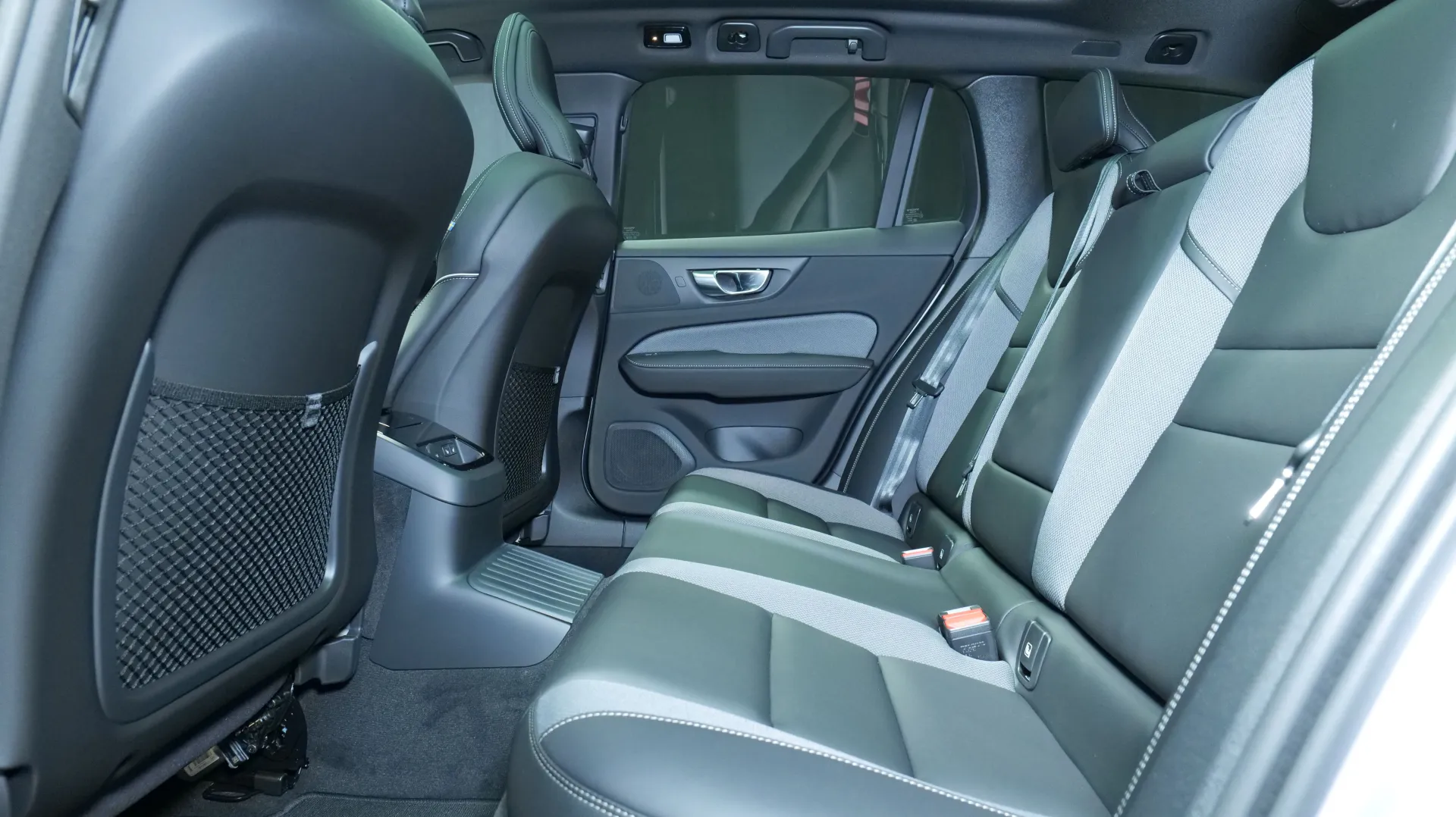 Autokuva 16 - EVR-740