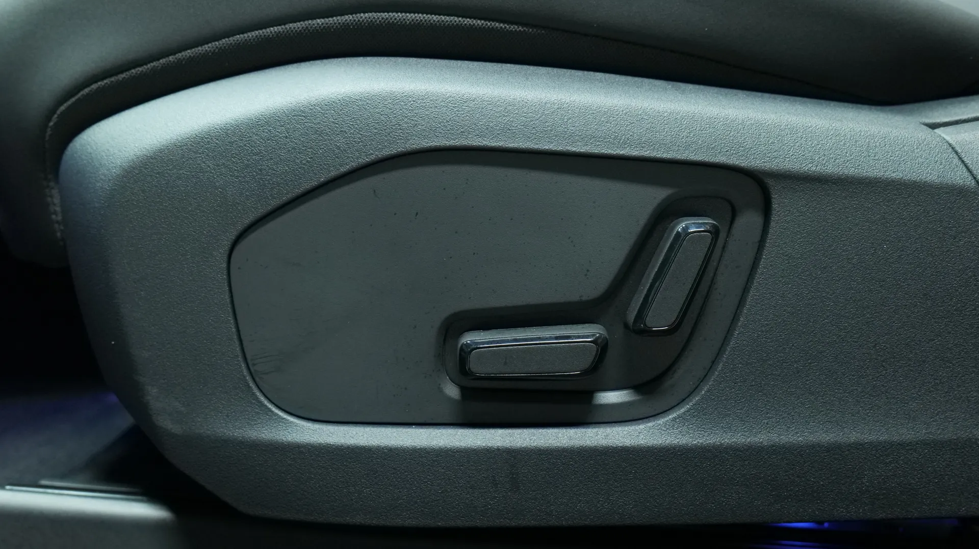 Autokuva 11 - EVR-750