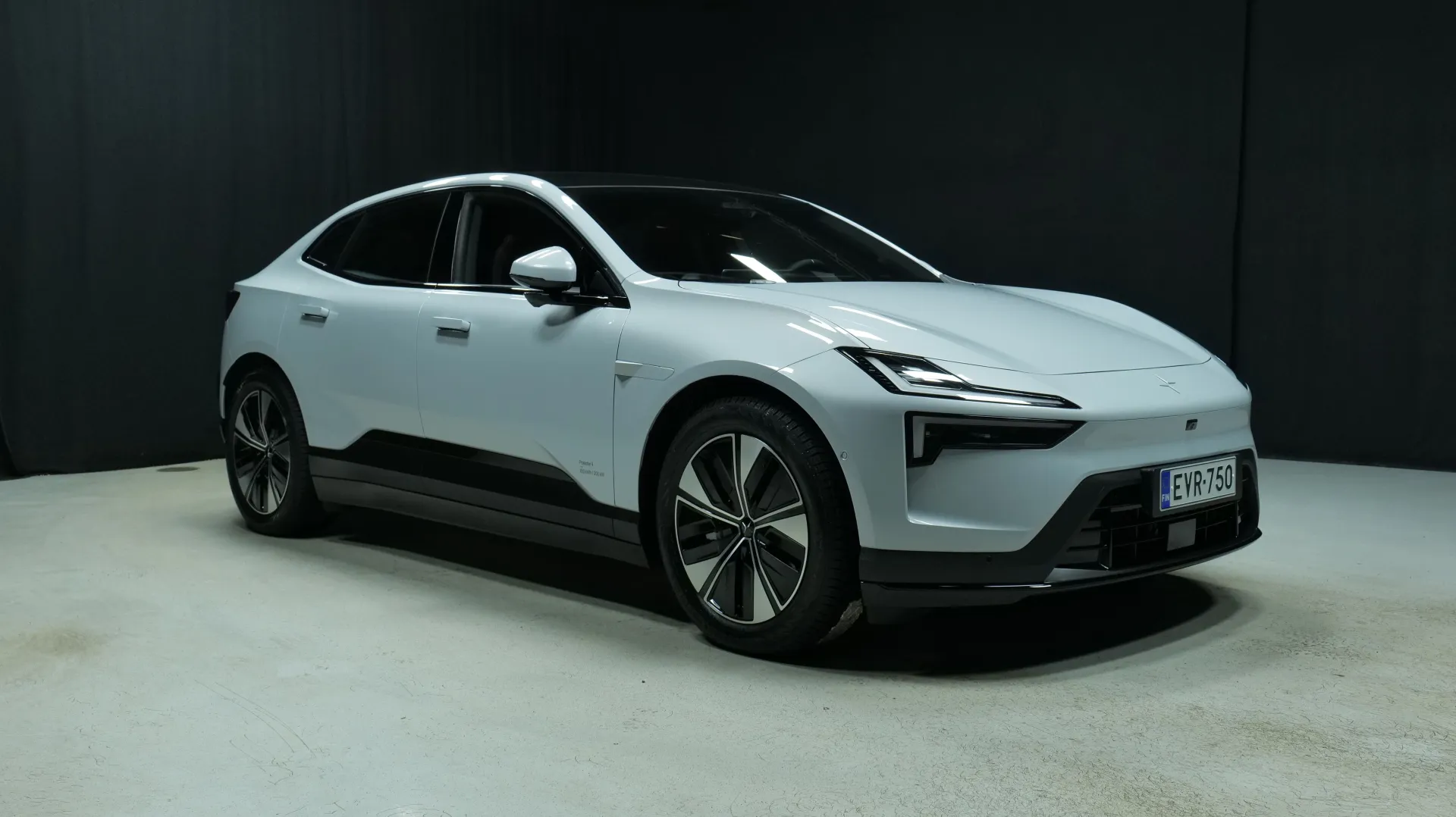 Polestar 4 EVR-750