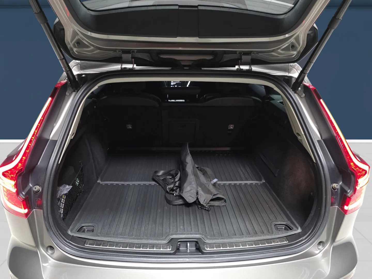 Autokuva 11 - FOA-388