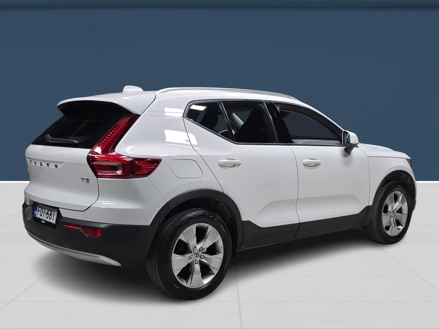 Autokuva 4 - FOI-681