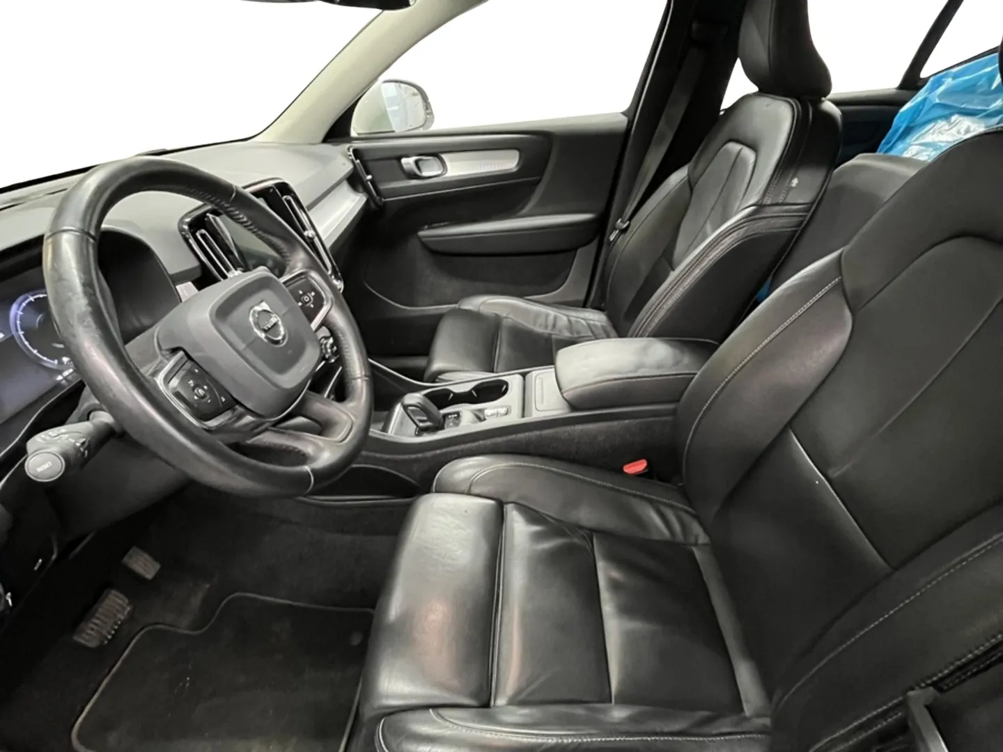 Autokuva 7 - FOI-681