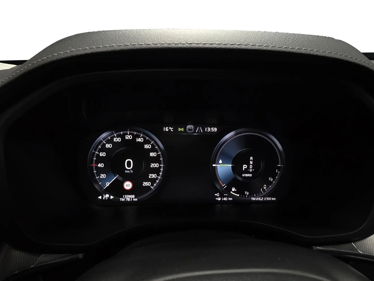 Autokuva 7 - FOJ-682