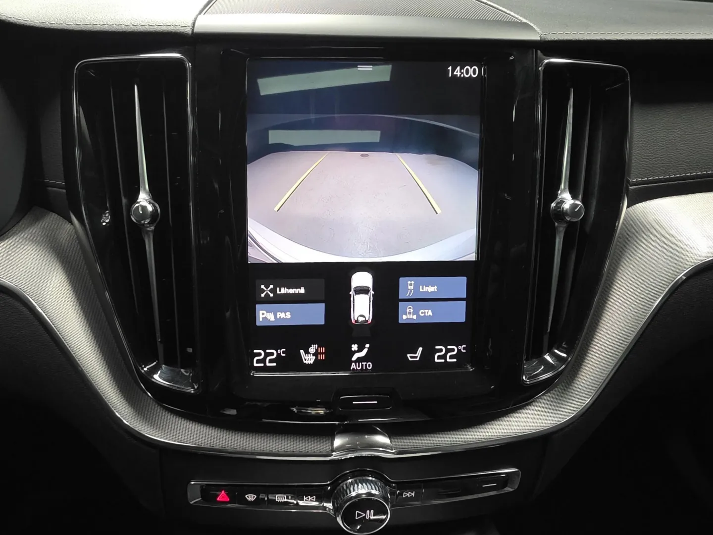 Autokuva 14 - FOJ-682