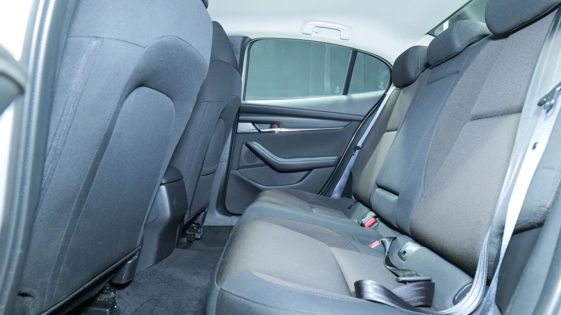 Autokuva 14 - FOL-463