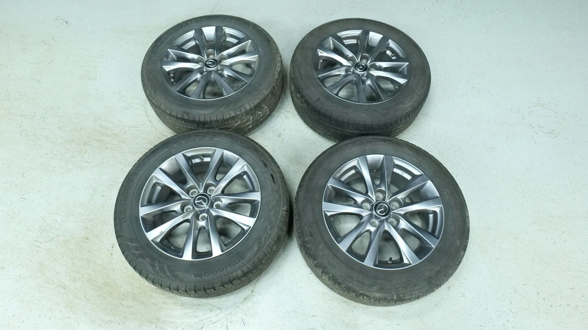 Autokuva 17 - FOL-463