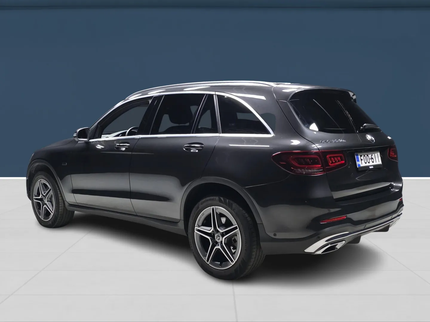 Autokuva 6 - FOO-611