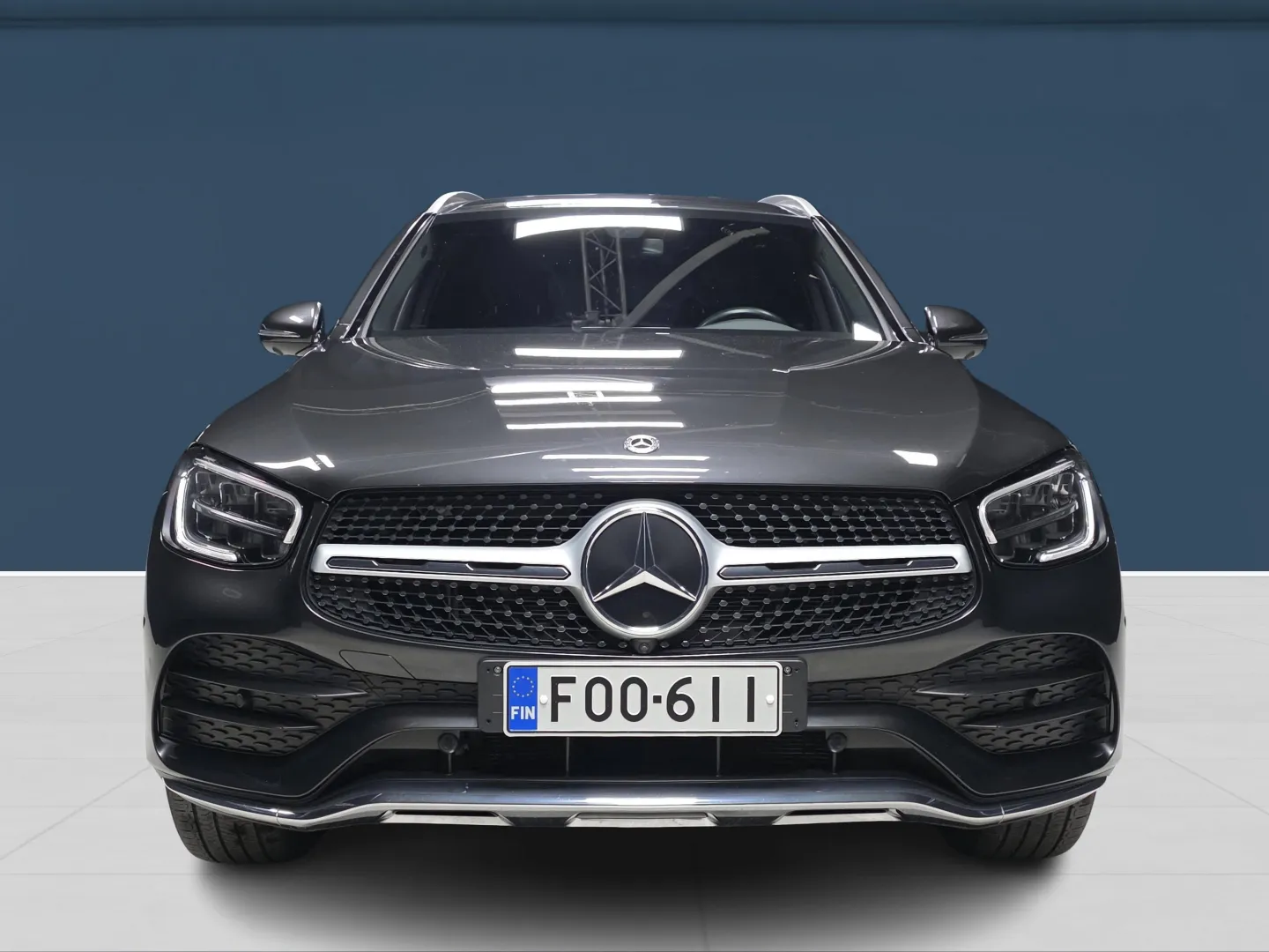 Autokuva 2 - FOO-611