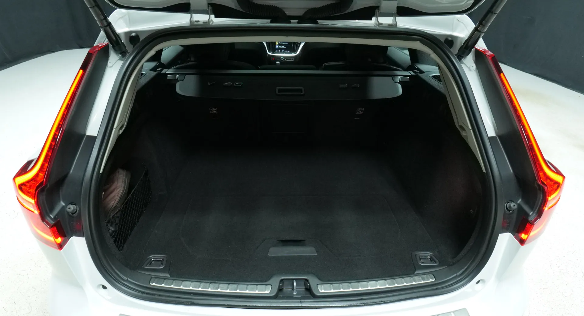 Autokuva 17 - FOX-950