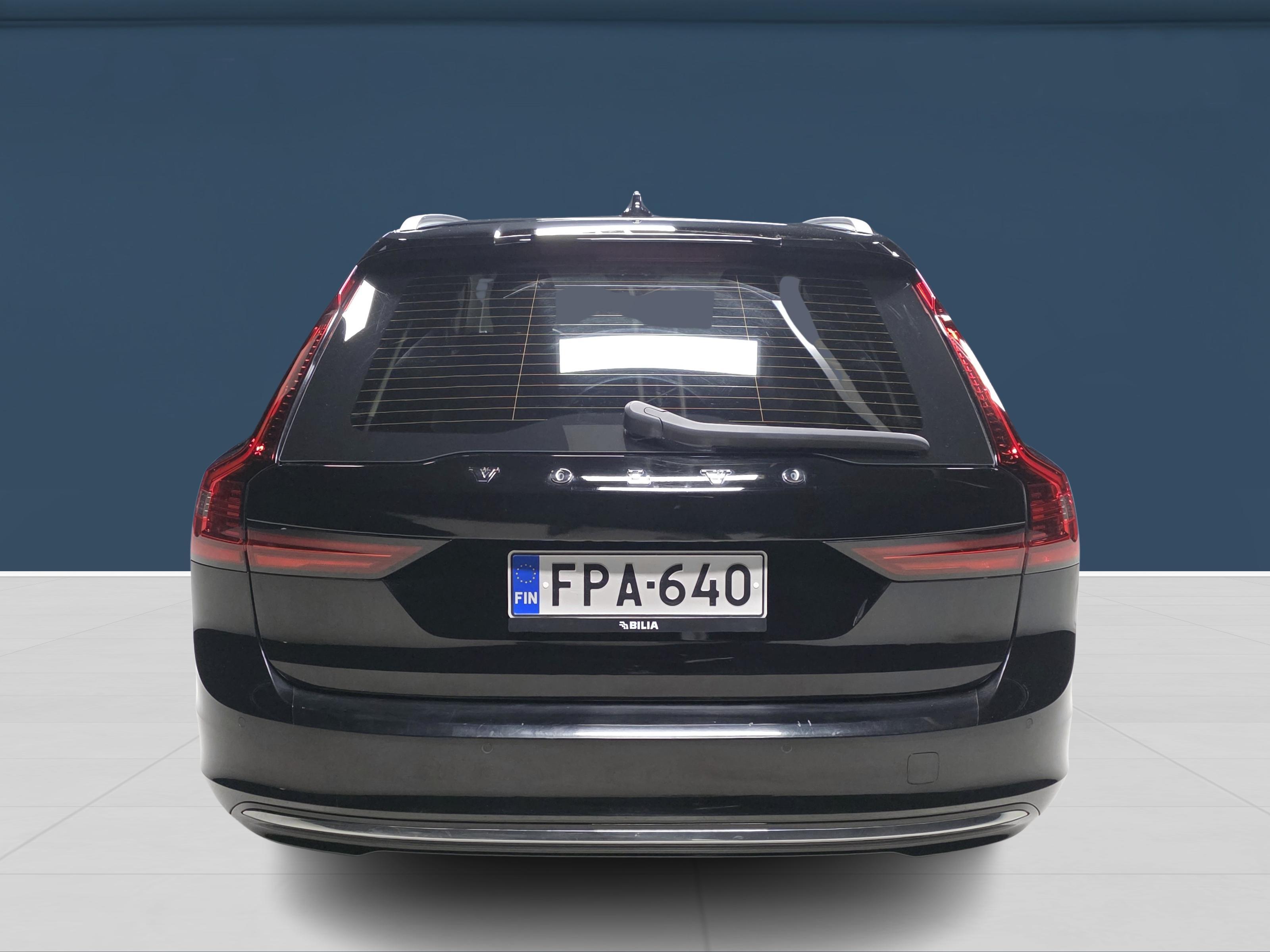 Volvo V90 2023, kuva 5/16