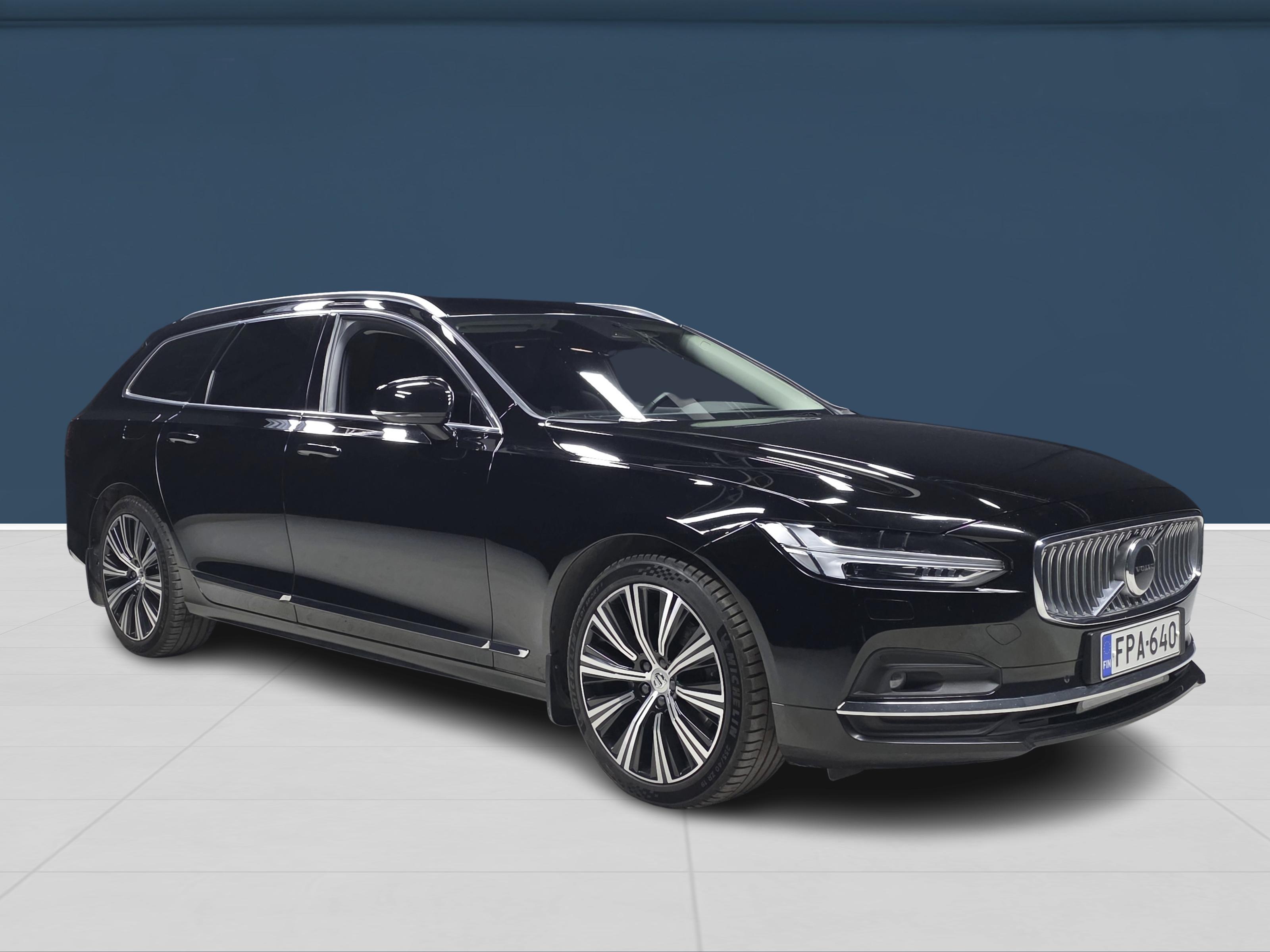 Volvo V90 2023, kuva 3/16
