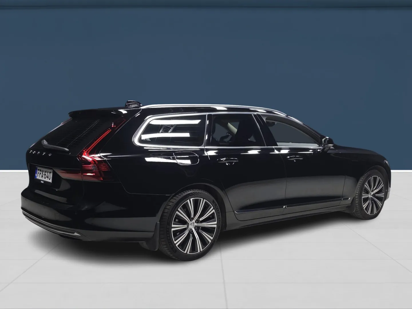 Autokuva 4 - FPA-640