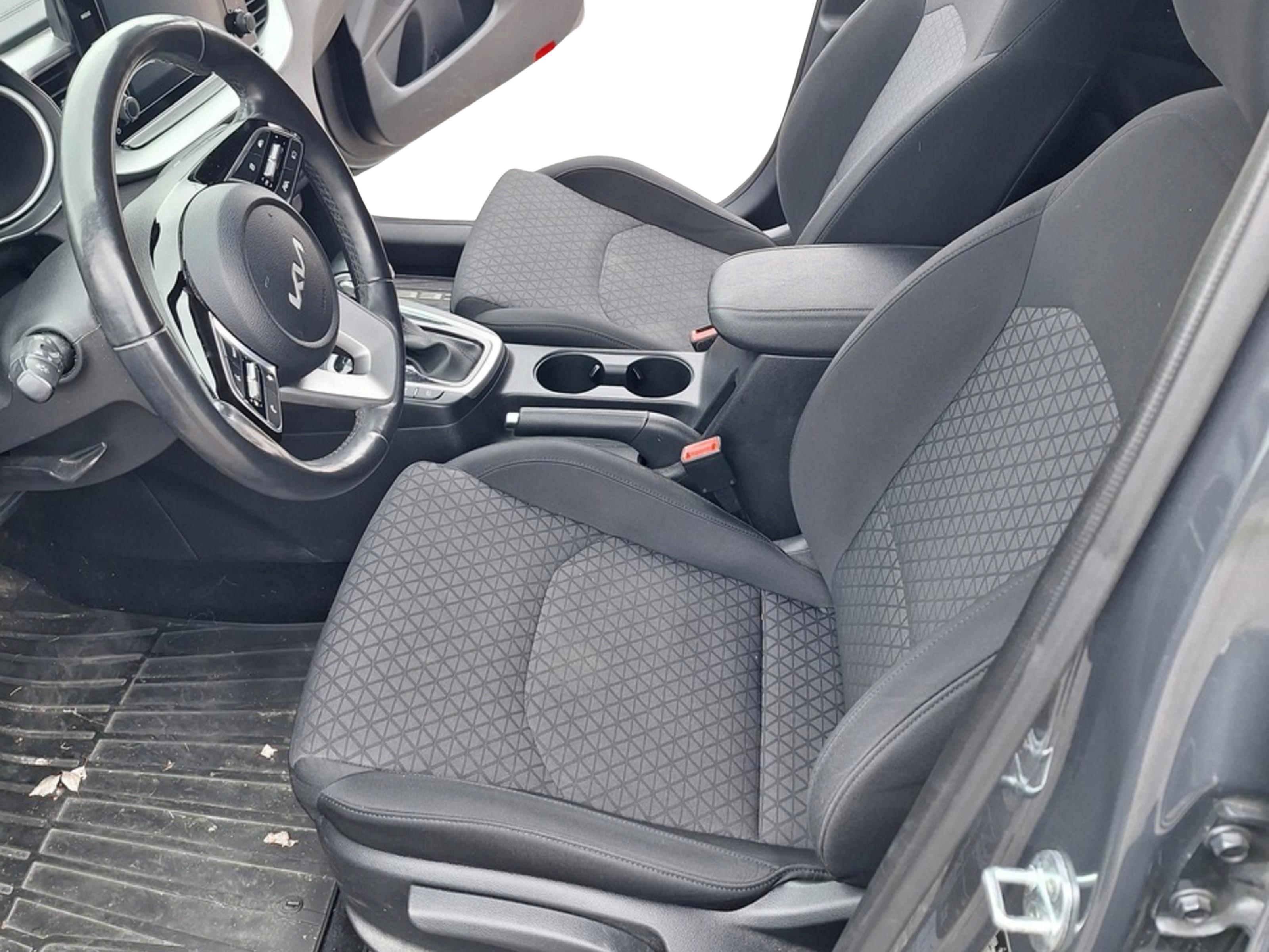Kia Ceed 2022, kuva 5/6