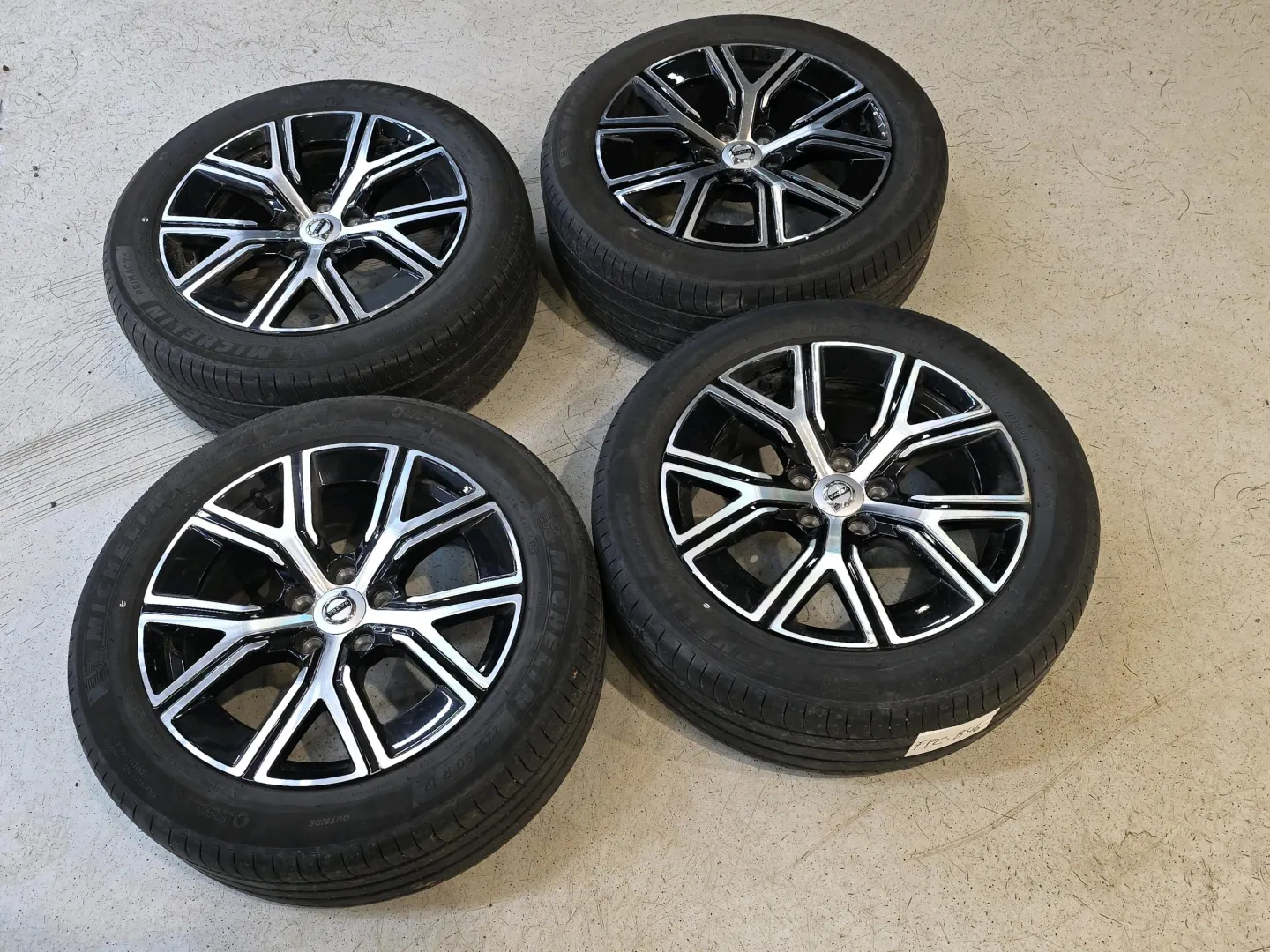 Autokuva 14 - FPC-846