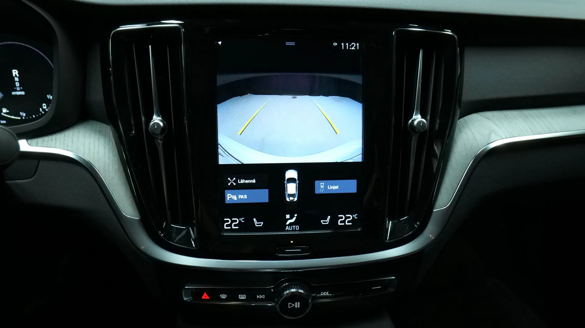 Autokuva 9 - FPE-761