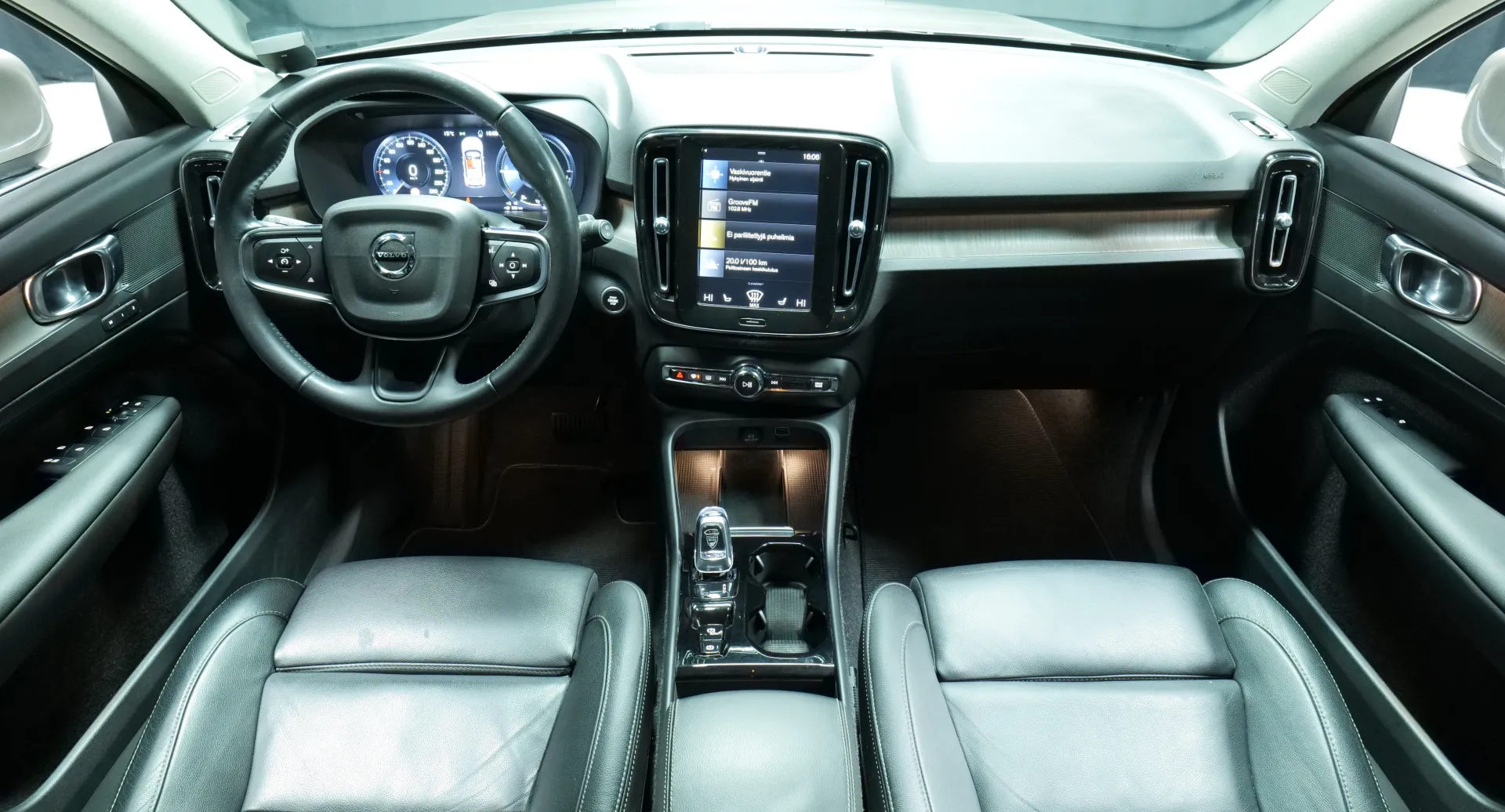 Autokuva 14 - FPN-406