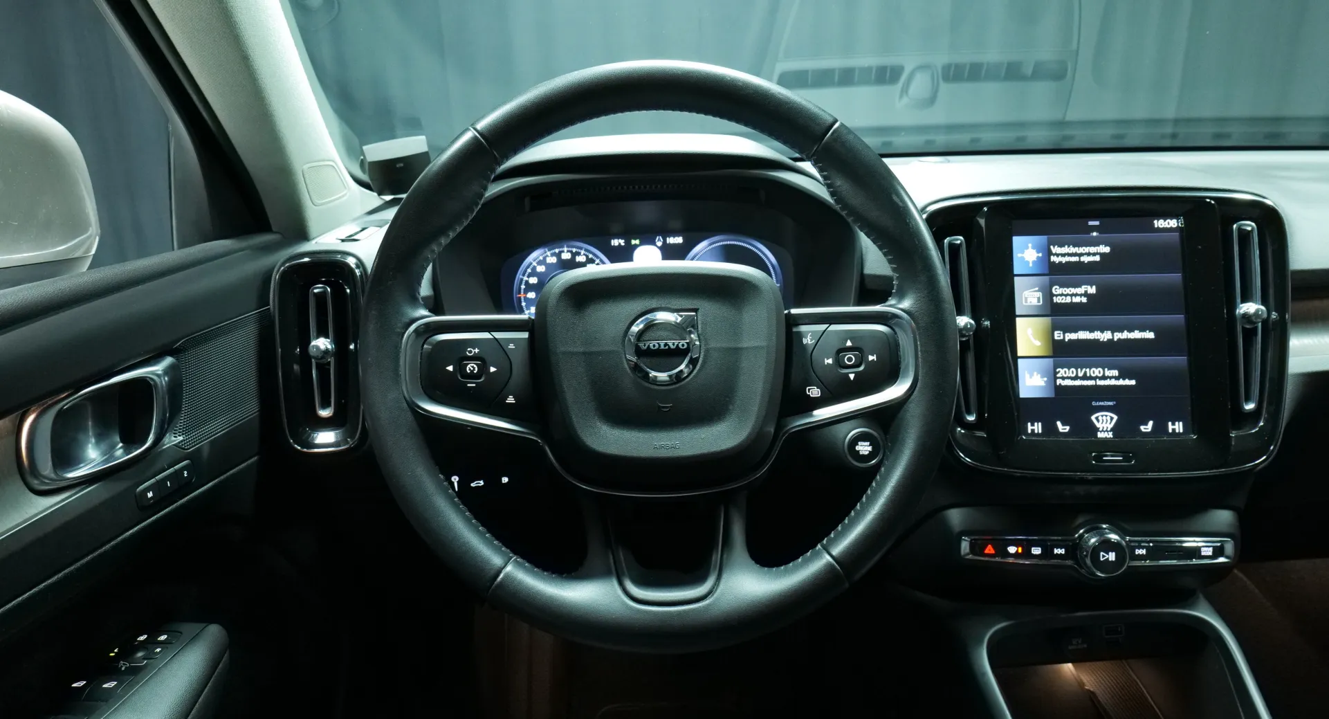 Autokuva 15 - FPN-406