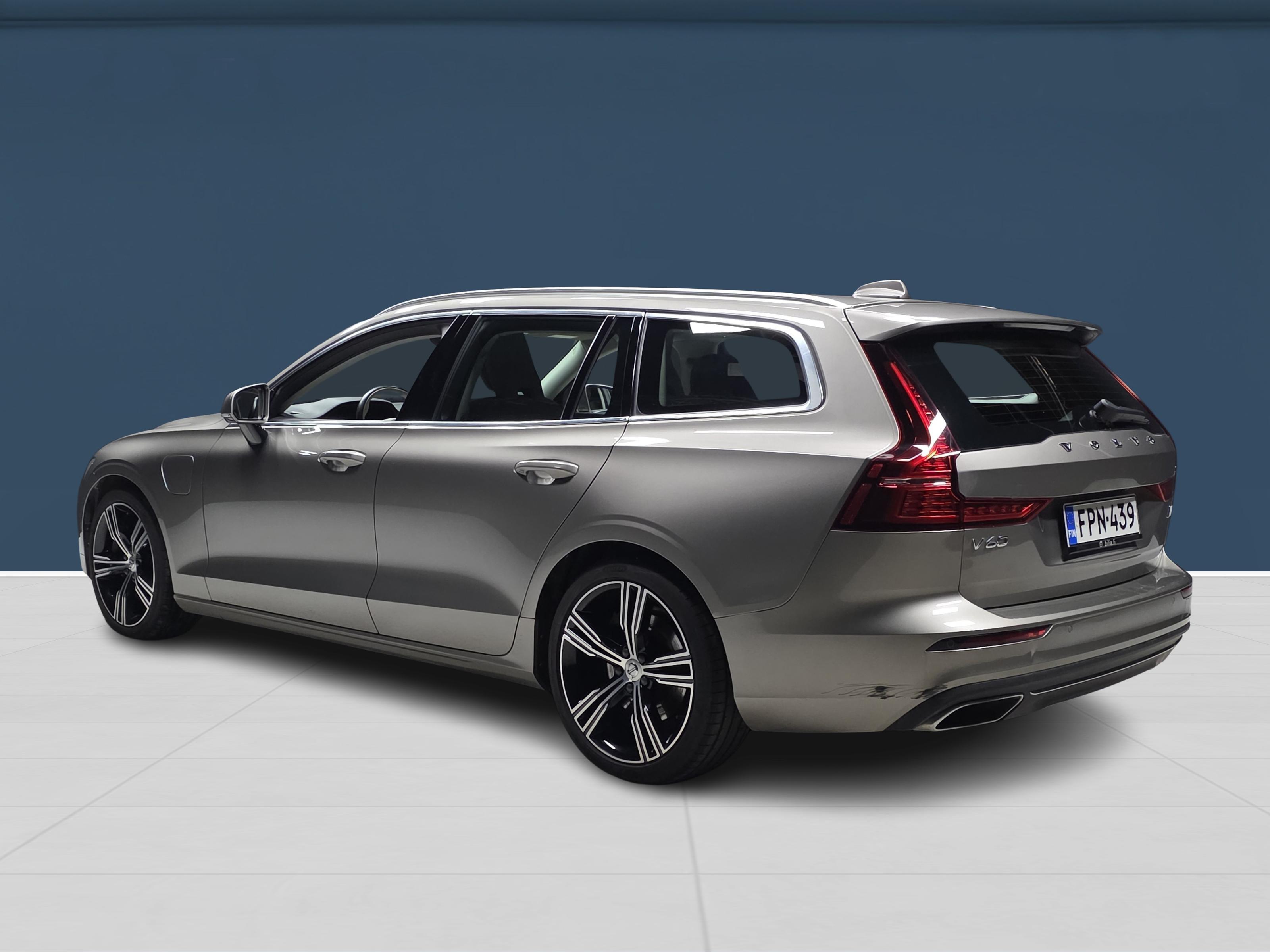 Volvo V60 2021, kuva 6/18