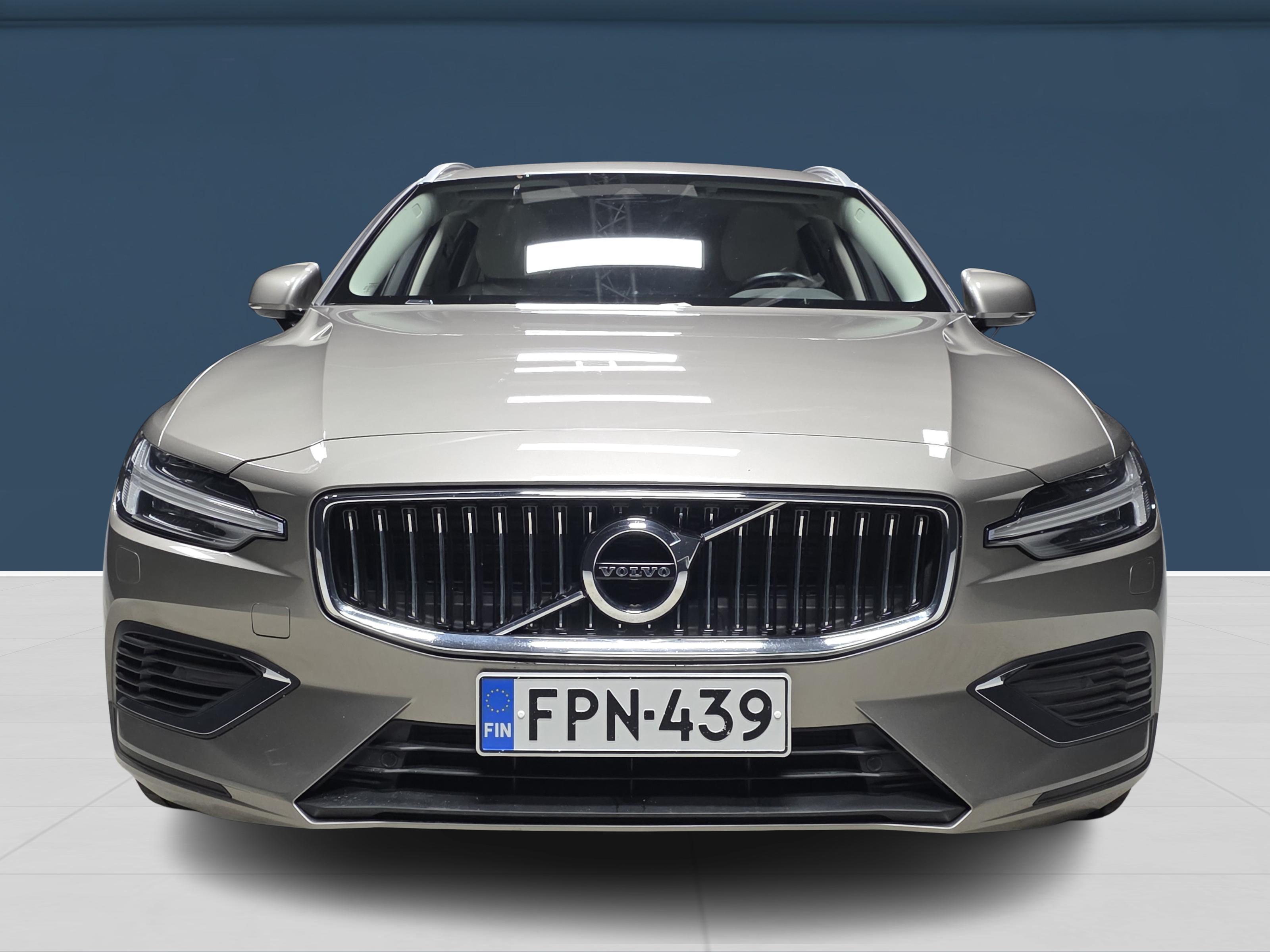 Volvo V60 2021, kuva 2/18