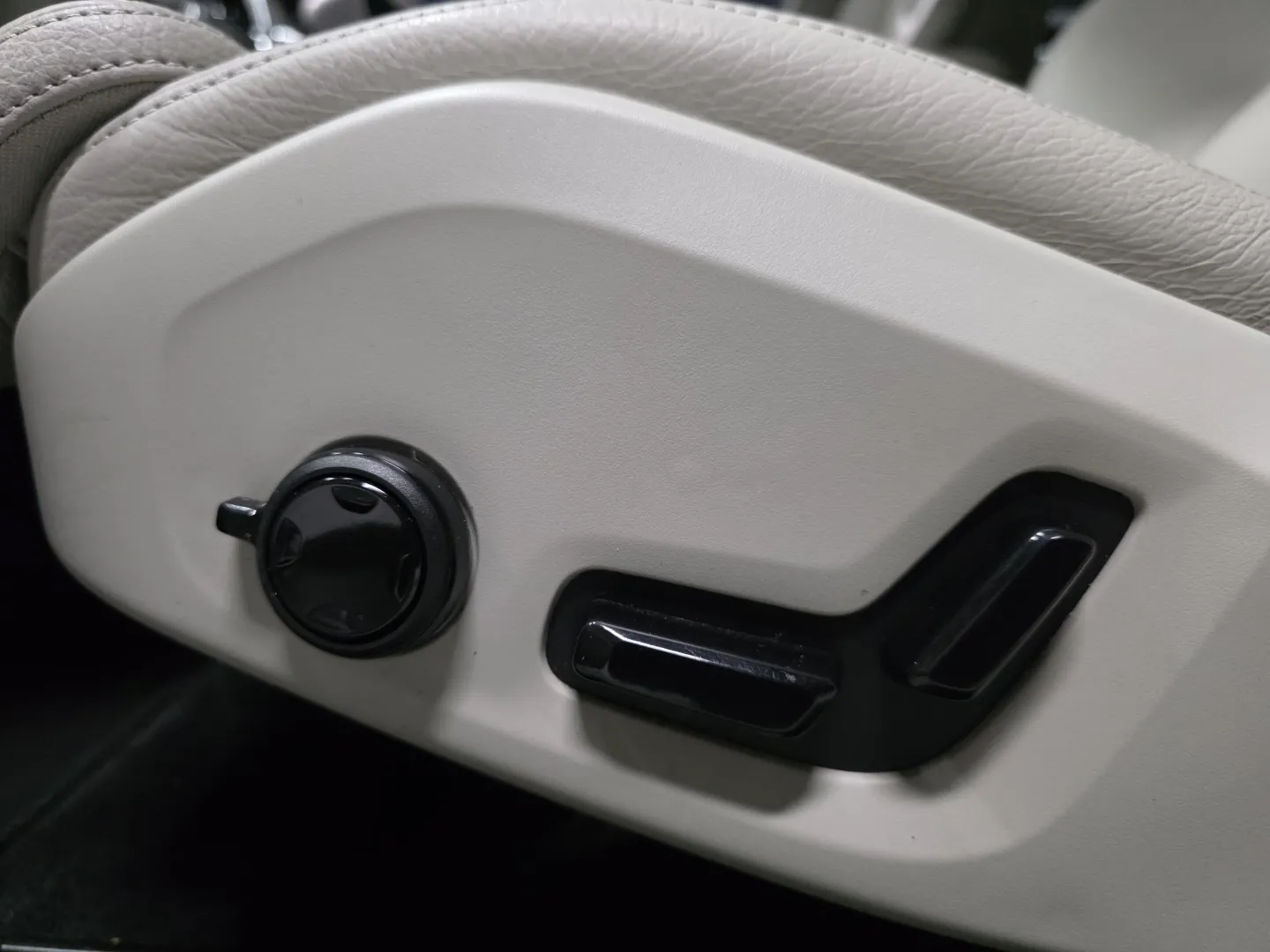 Autokuva 17 - FPN-439