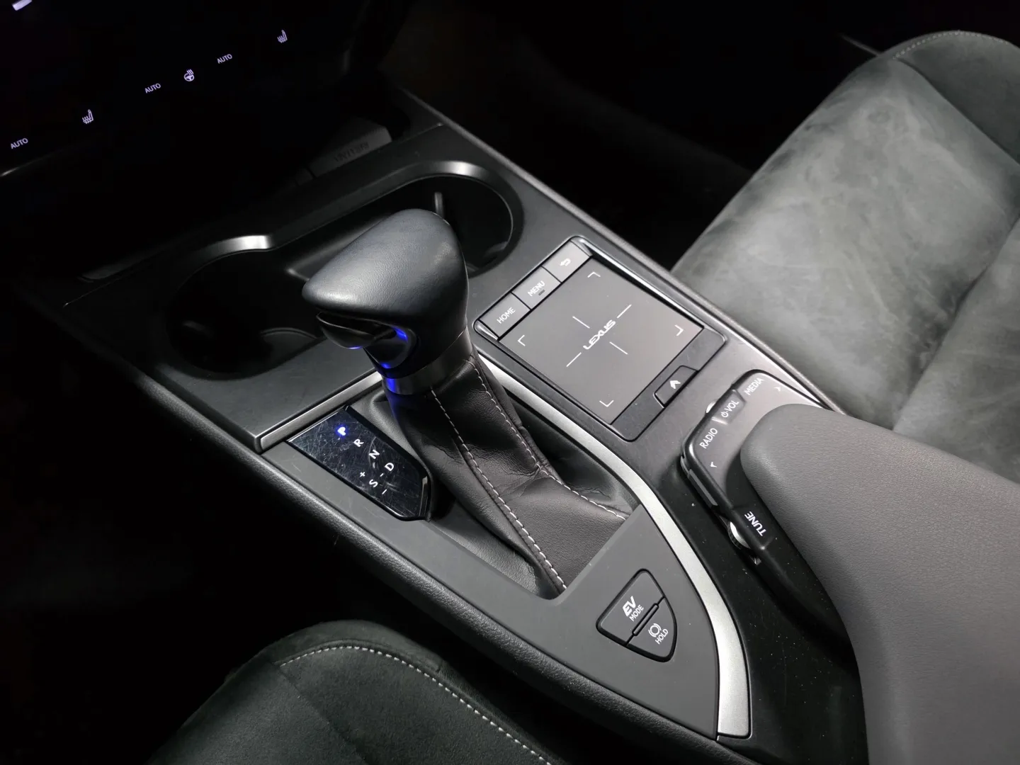 Autokuva 15 - FPO-740