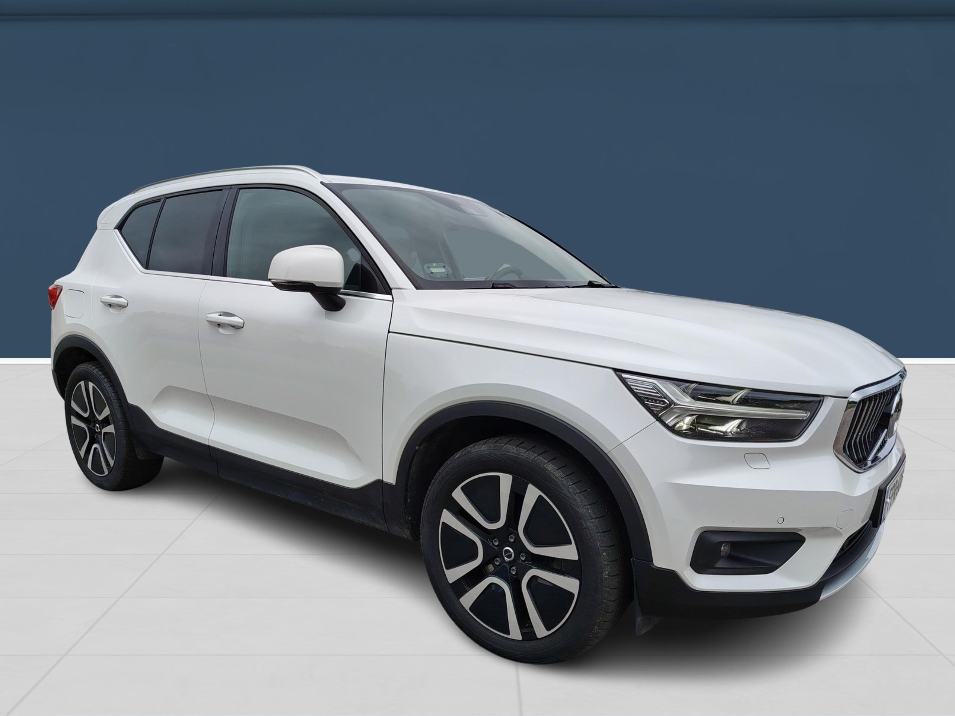 Volvo XC40 T5 TwE Inscription aut 2021, kuva 2/8