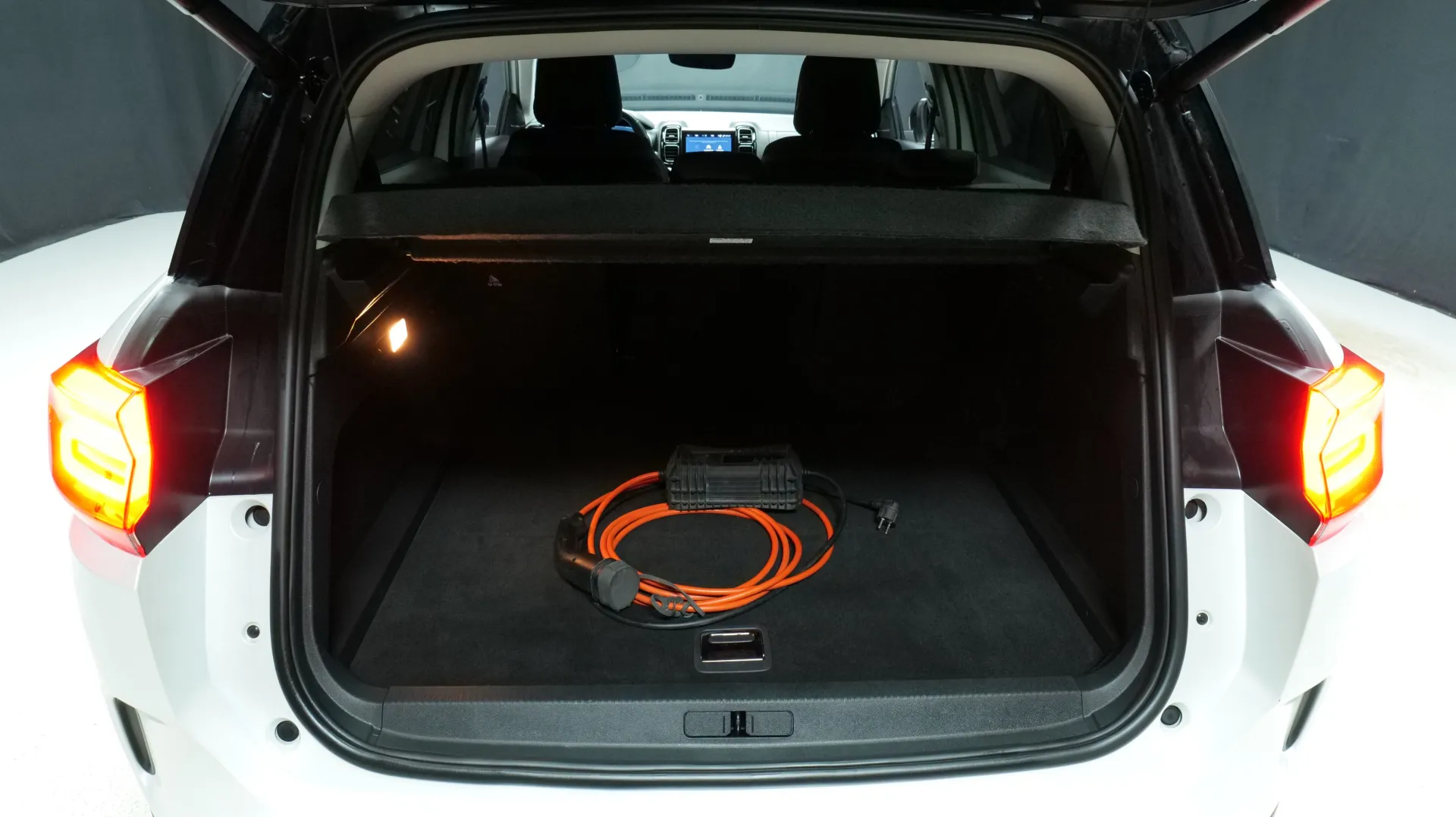 Autokuva 17 - FPU-247