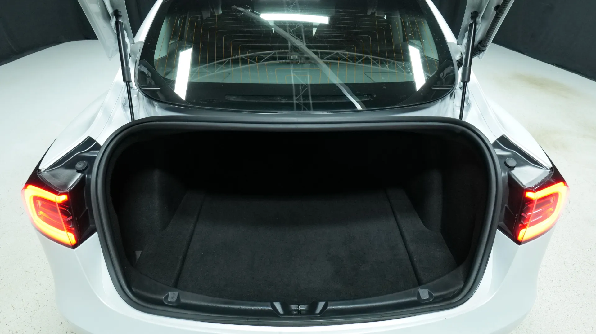 Autokuva 16 - FPV-569