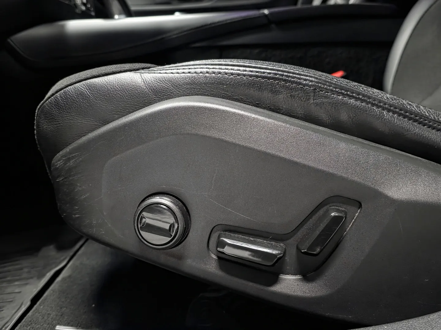 Autokuva 15 - FPZ-243