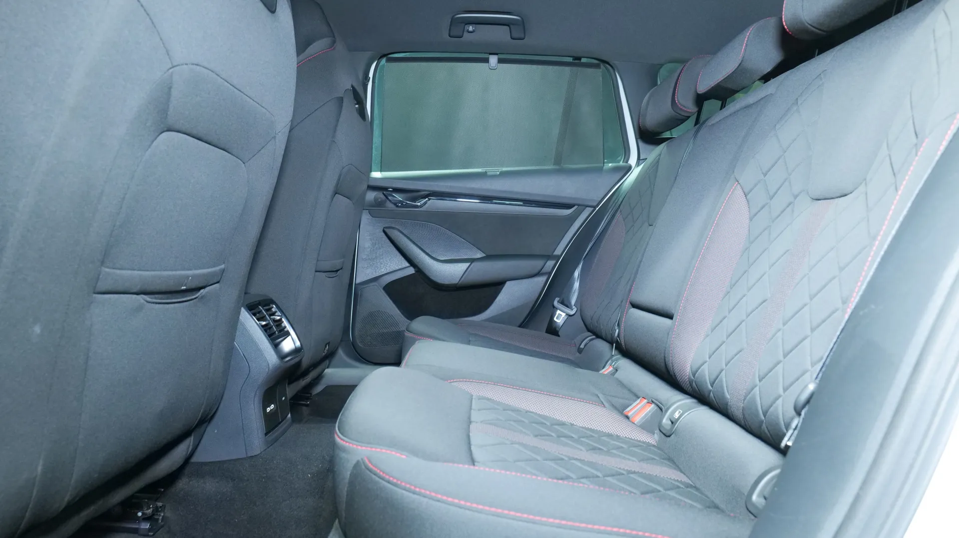 Autokuva 15 - FRB-783