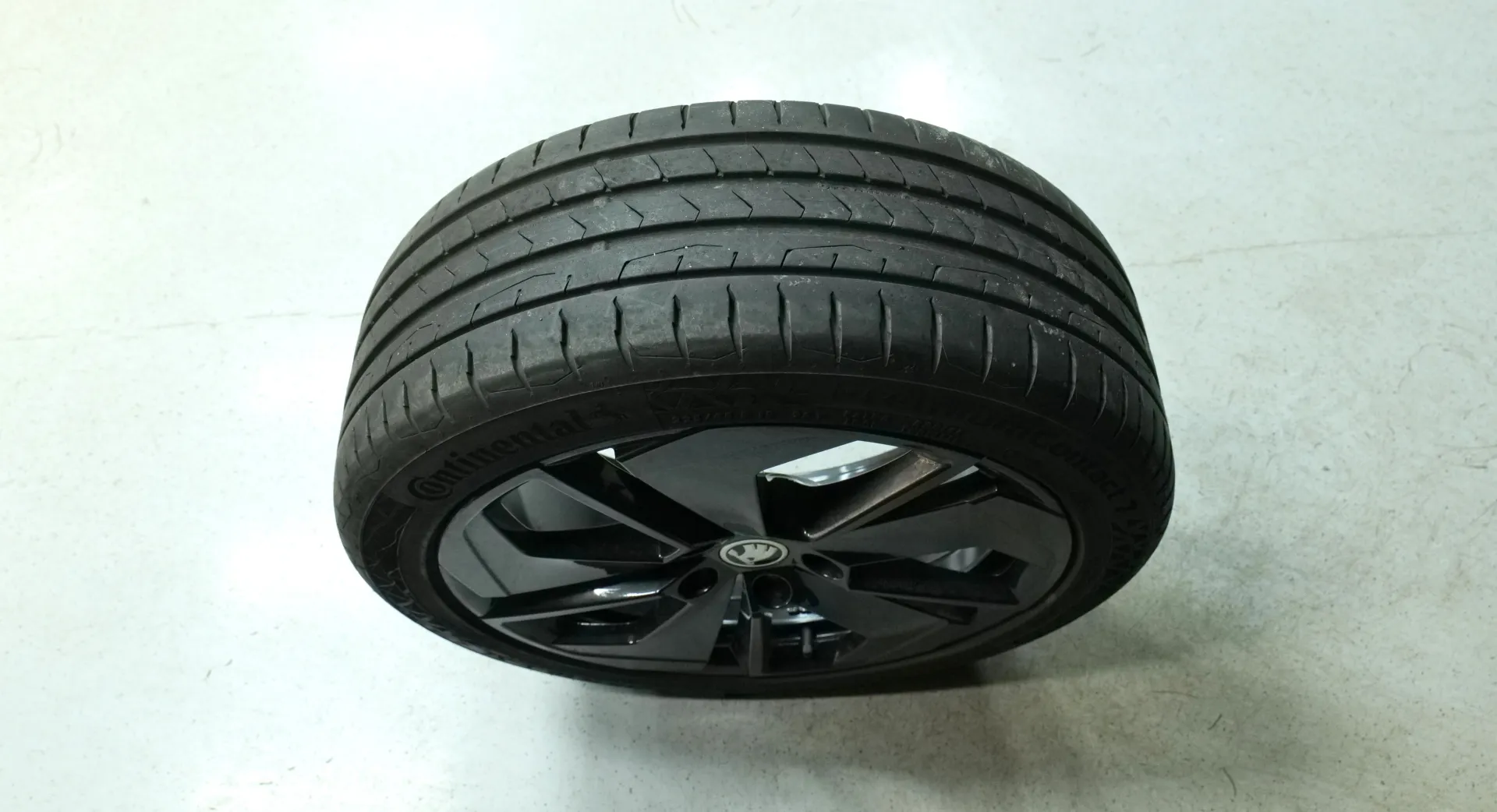 Autokuva 19 - FRB-783