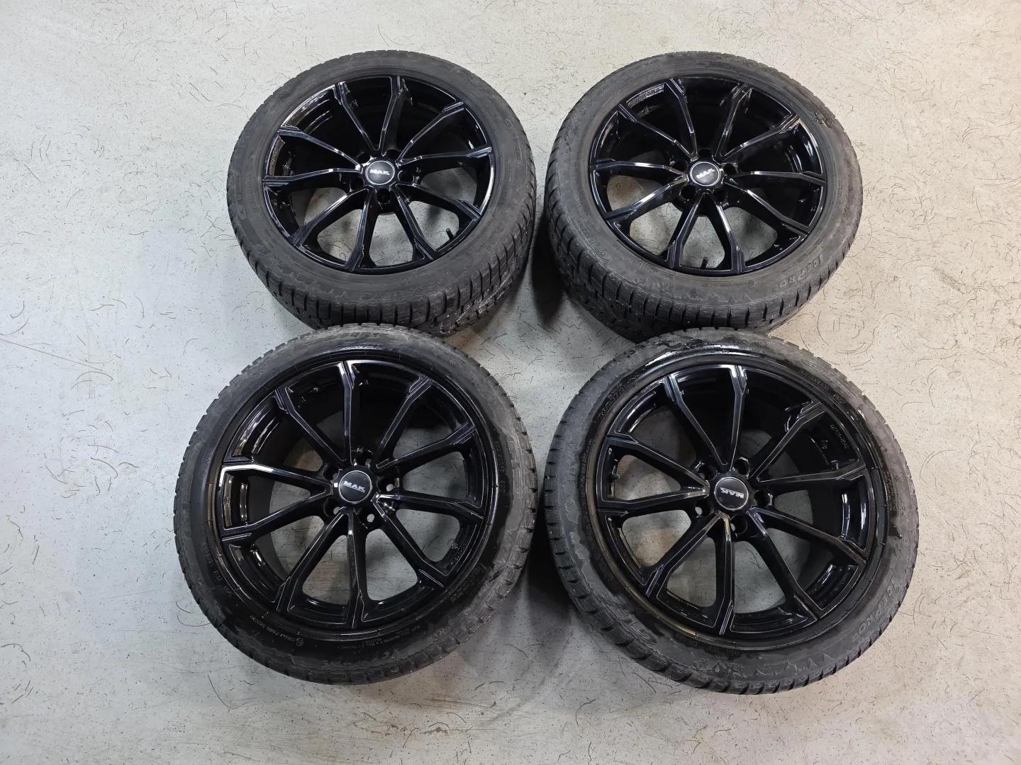 Autokuva 12 - FRC-159