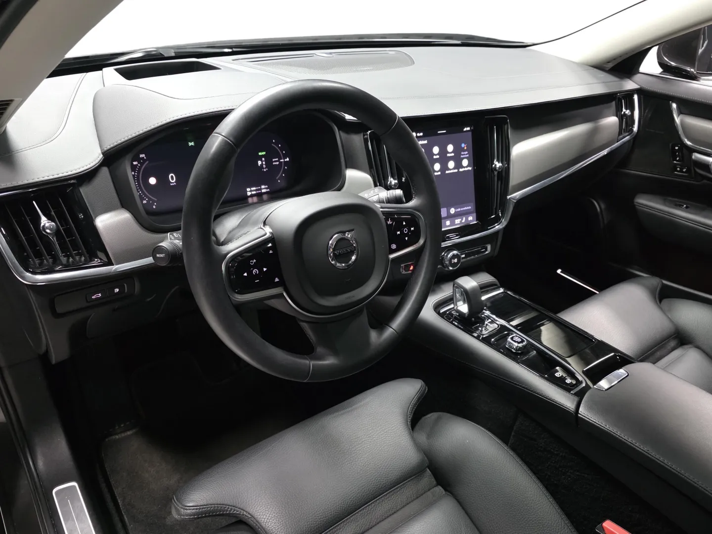 Autokuva 8 - FRF-966