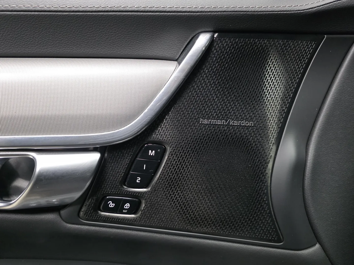 Autokuva 15 - FRF-966