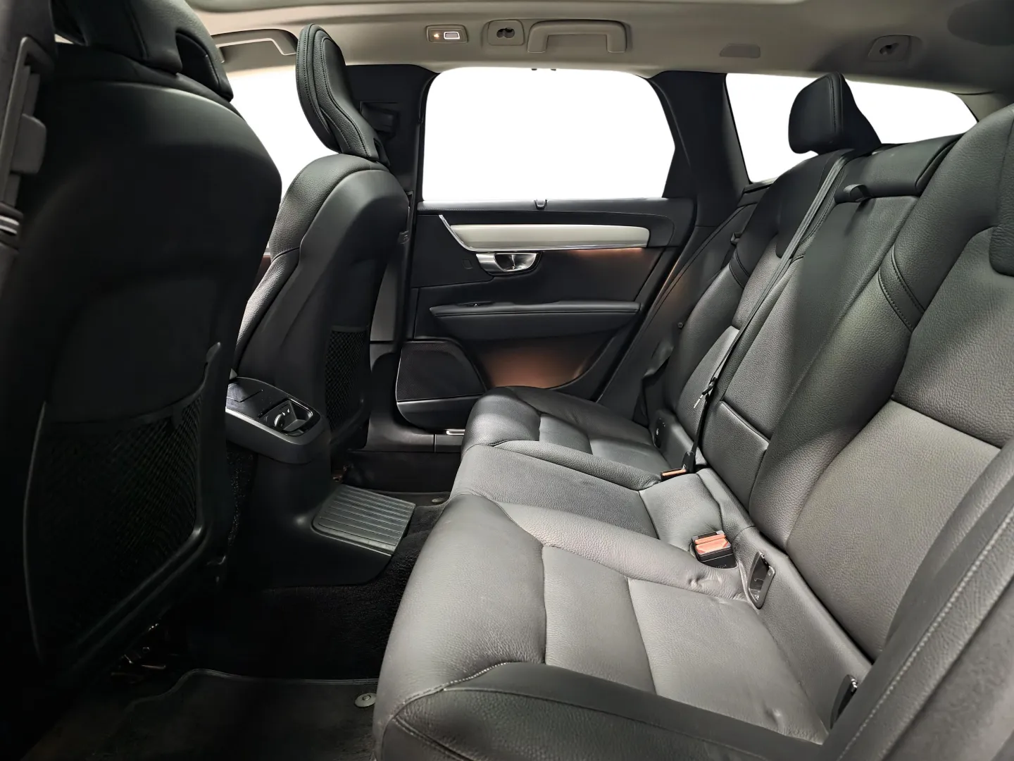 Autokuva 9 - FRF-966