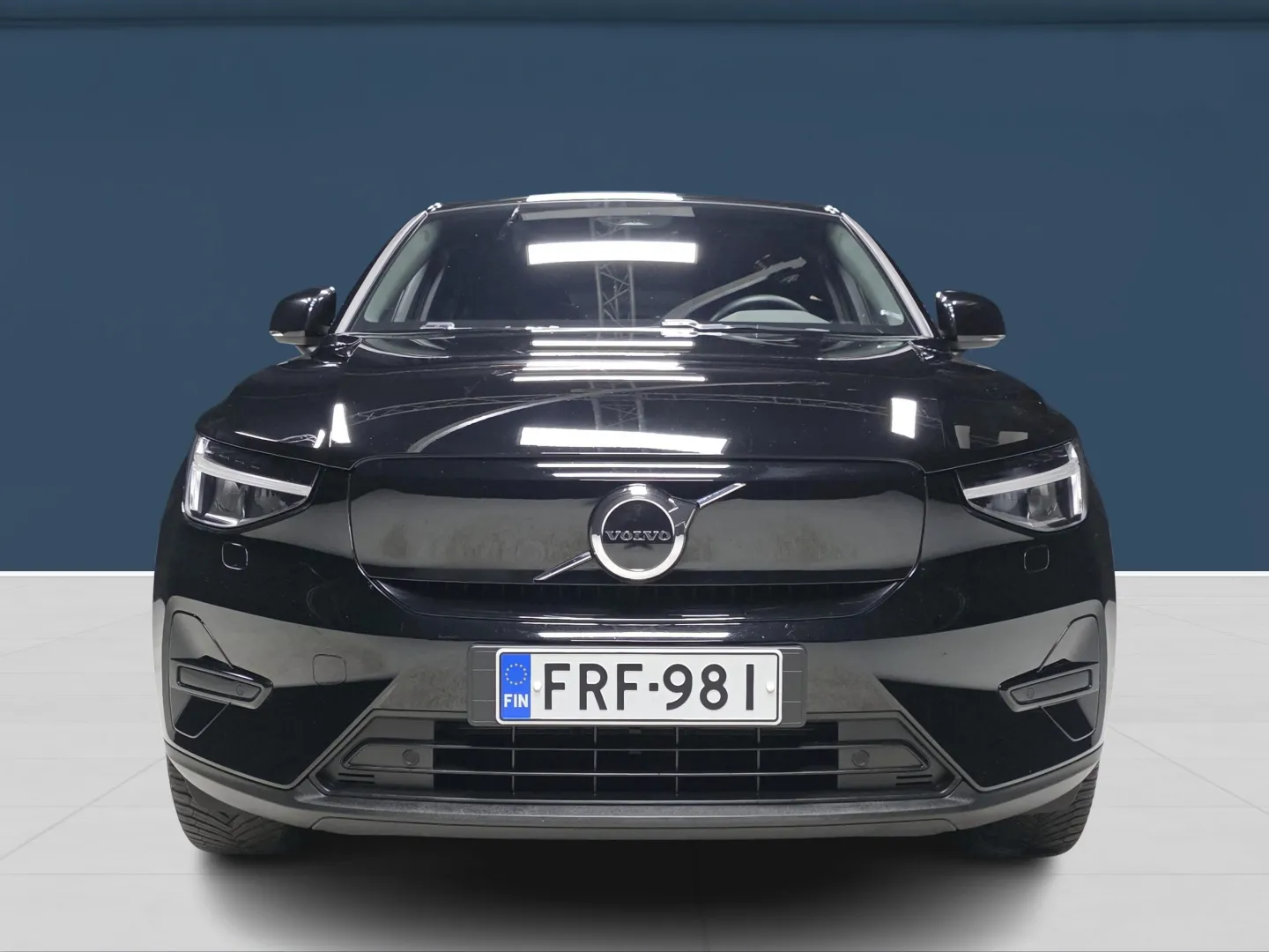 Autokuva 2 - FRF-981