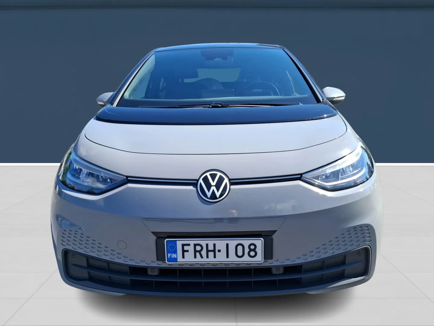Autokuva 2 - FRH-108