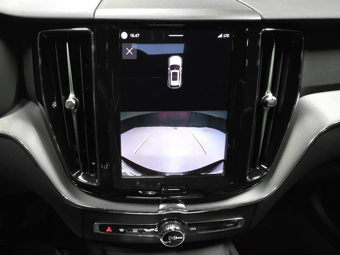 Autokuva 13 - FRH-307